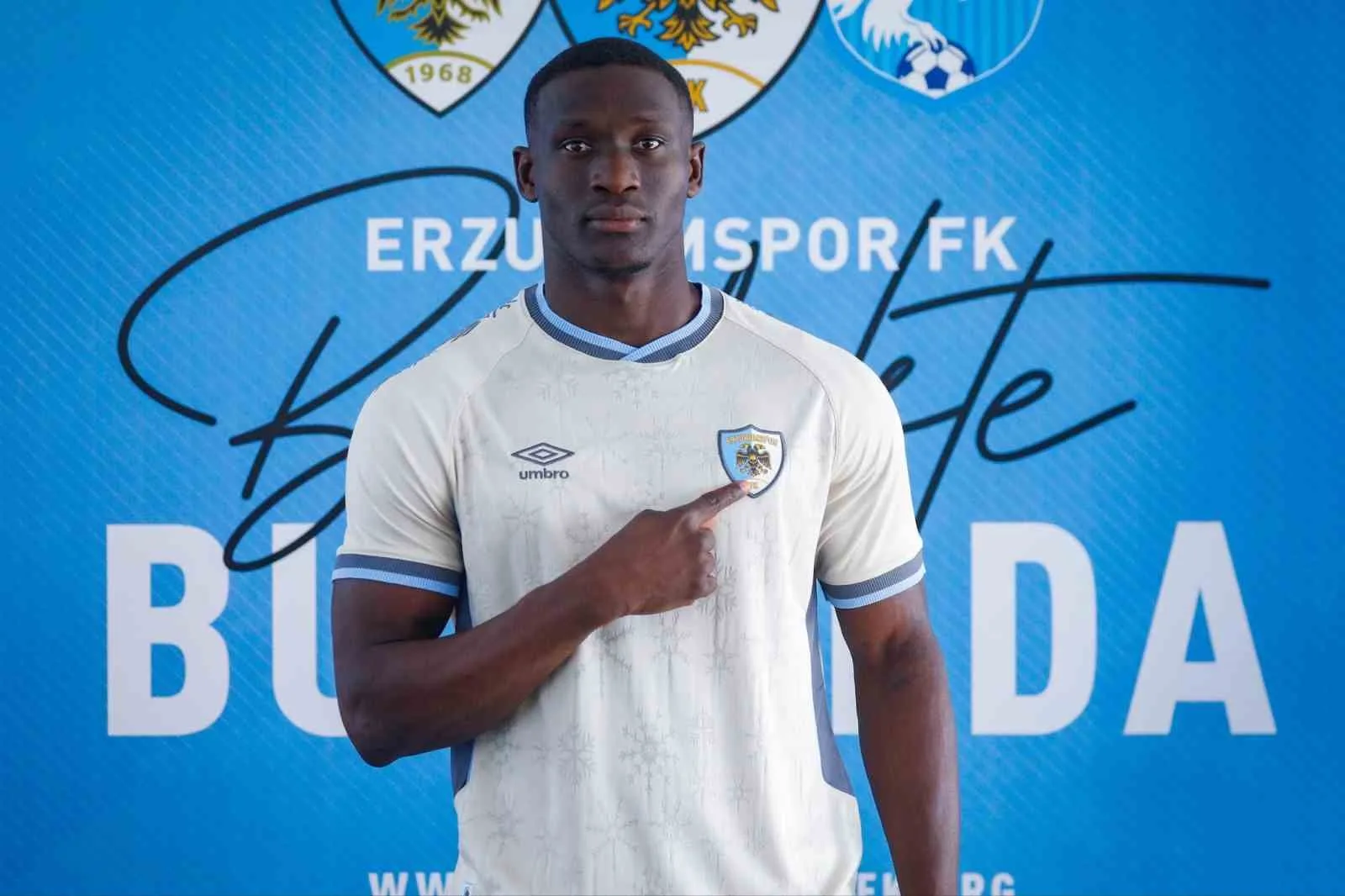 ERZURUMSPOR FK, 2026-2027 SEZONU TRANSFER ÇALIŞMALARI KAPSAMINDA İSVEÇ EKİBİ GAIS'TEN 26 YAŞINDAKİ FİLDİŞİ SAHİLLİ FORVET OYUNCUSU IBRAHİM YALATİF DİABATE İLE 1 YILLIK MUKAVELE İMZALADI.