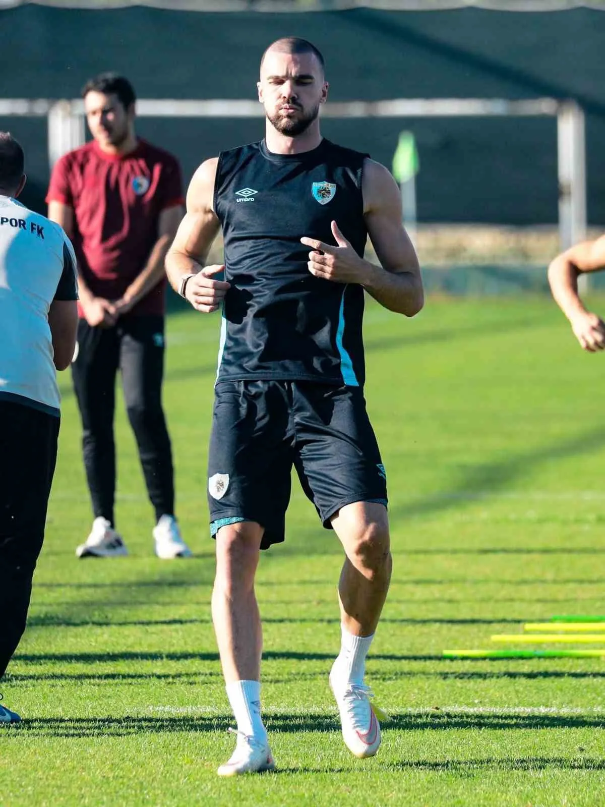 NİHAD MUJAKİC