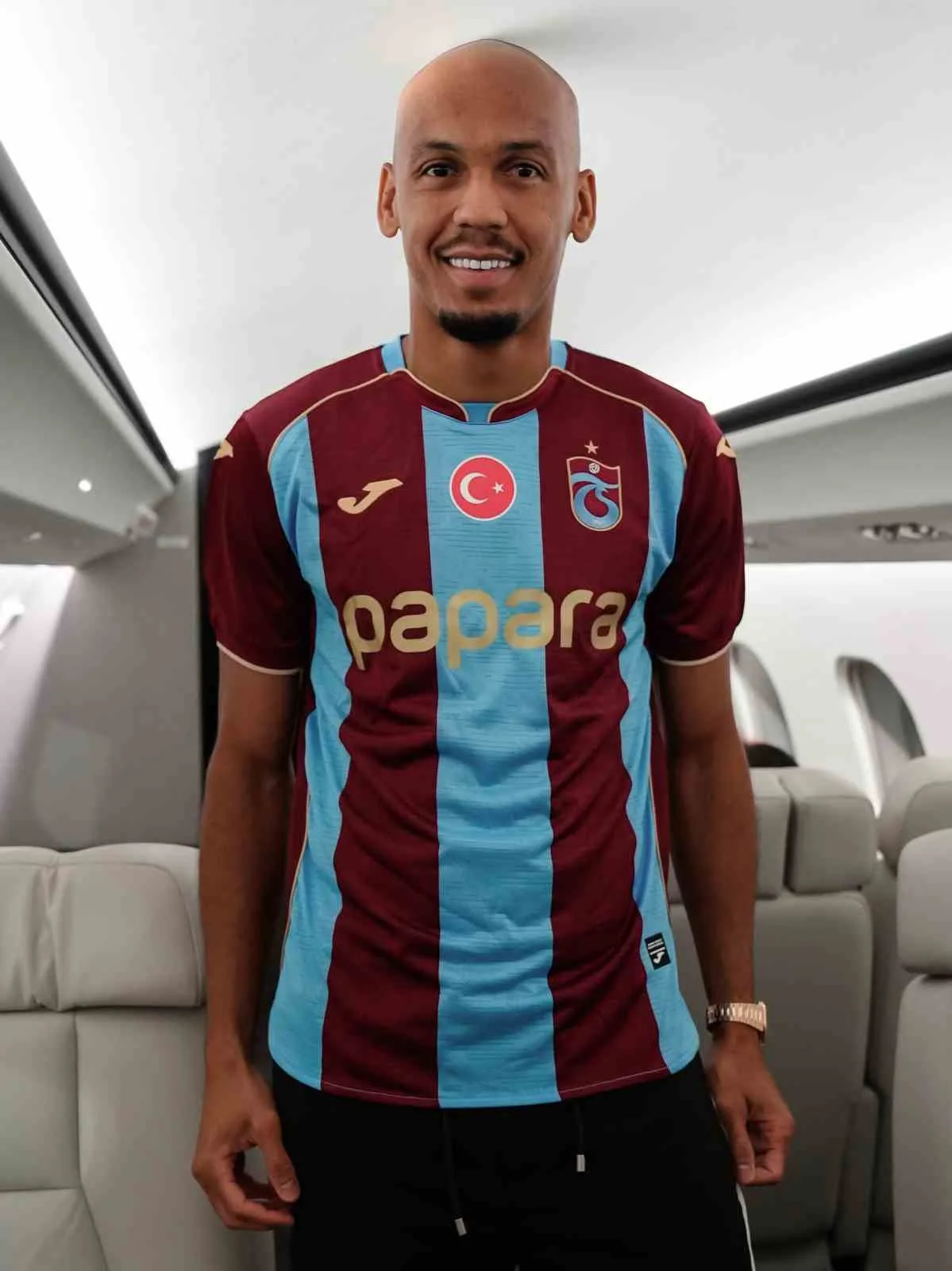 TRABZONSPOR’UN ANLAŞMAYA VARDIĞI FABİNHO’A YOLA ÇIKTI.