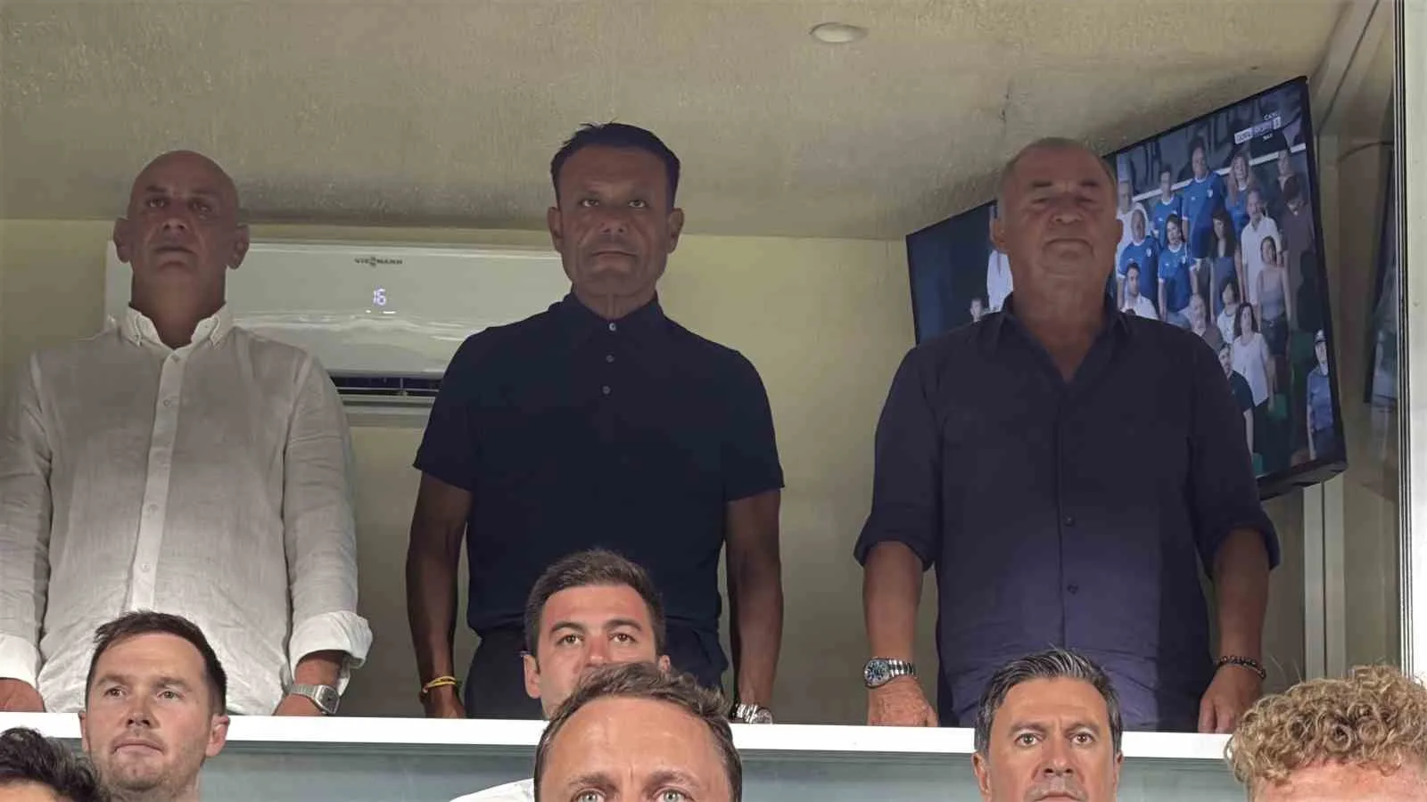 TRENDYOL 1. LİG’İN 3. HAFTASINDA BODRUM FK İLE MUĞLASPOR ARASINDA OYNANAN MUĞLA DERBİSİNİ, GALATASARAY’IN EFSANE TEKNİK DİREKTÖRÜ FATİH TERİM TRİBÜNDEN TAKİP EDİYOR.