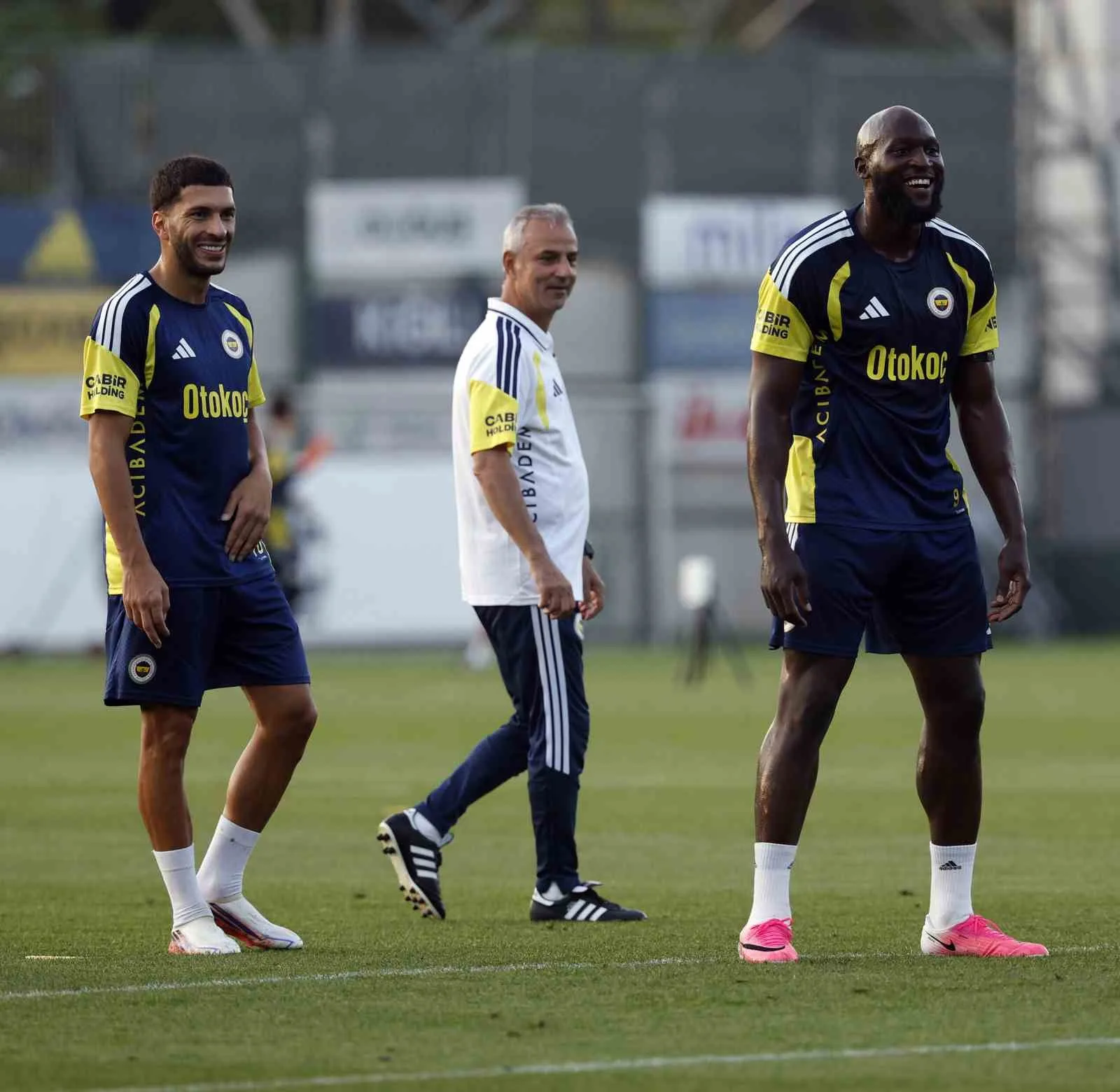 FENERBAHÇE, TRENDYOL SÜPER LİG’İN 2. HAFTASINDA YARIN SAHASINDA KONYASPOR İLE OYNAYACAĞI MAÇIN HAZIRLIKLARINI BUGÜN YAPTIĞI ANTRENMANLA TAMAMLADI.