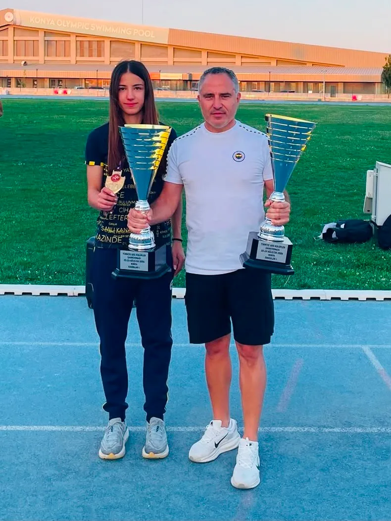 ERDEKLİ ZÜLAL GÜLTEPE’DEN ATLETİZMDE TARİHİ DERECE