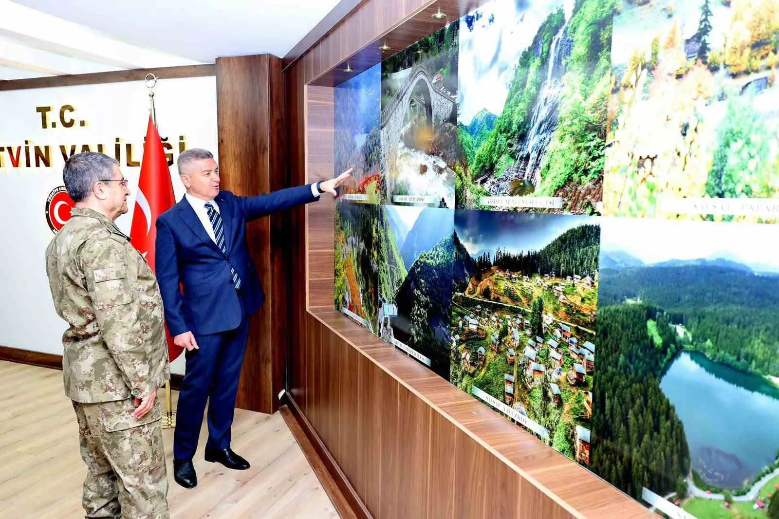 GENELKURMAY BAŞKANI ORGENERAL SELÇUK BAYRAKTAROĞLU, ARTVİN’DE VALİLİĞİ ZİYARET ETTİ.