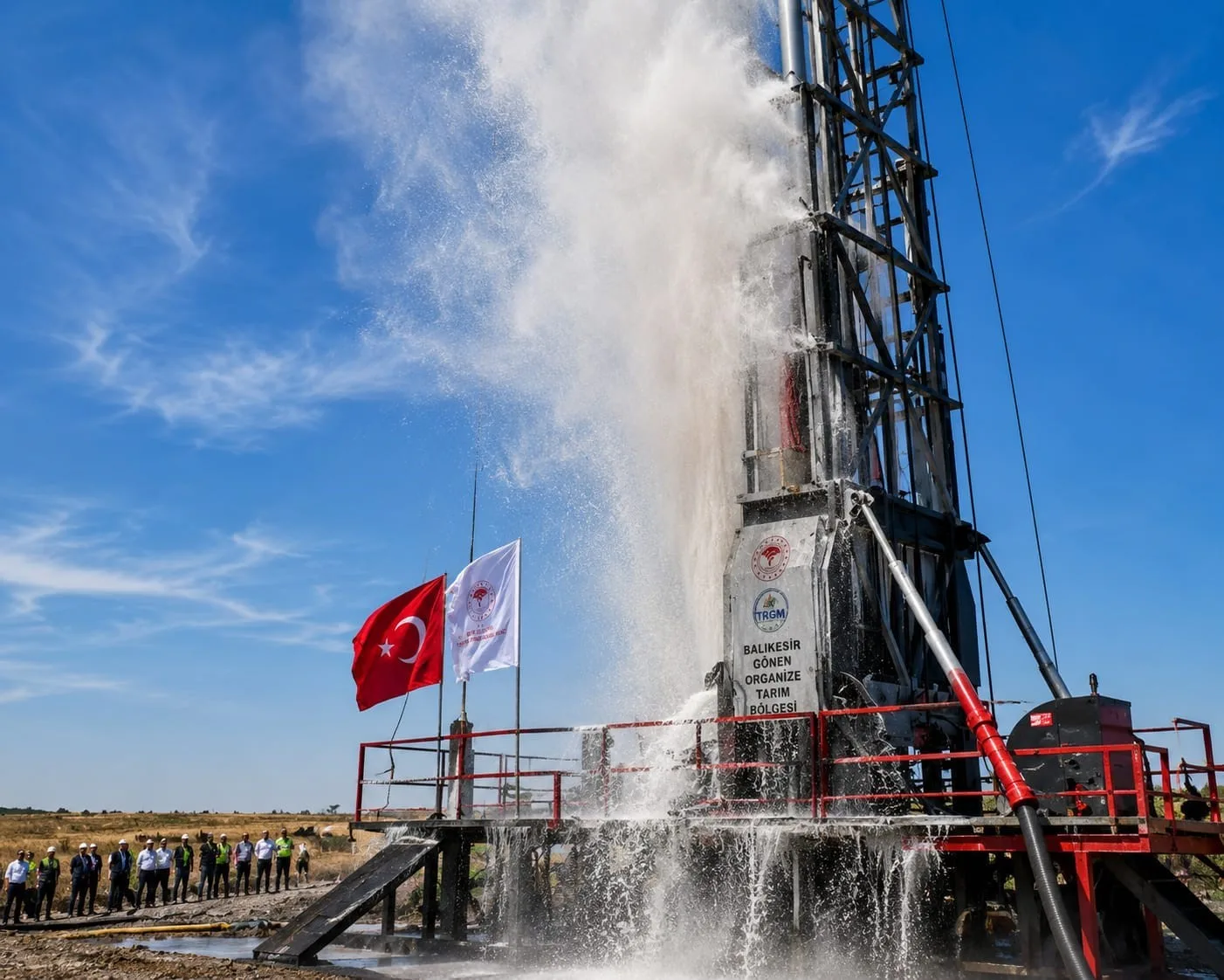 GÖNEN SERA ORGANİZE TARIM BÖLGESİ’NDE JEOTERMAL KAYNAK SEVİNCİ