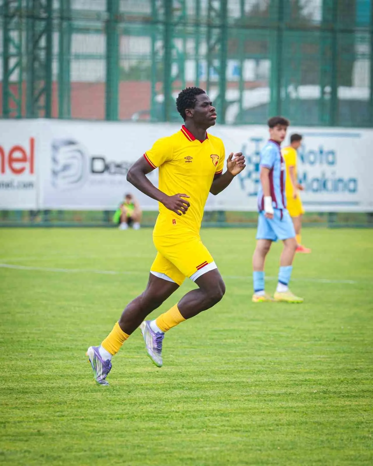 GÖZTEPE, GENÇ OYUNCUSU GOUHON’IN ZABBAR ST. PATRİCK FC'YE KİRALANDIĞINI DUYURDU. (ARŞİV)