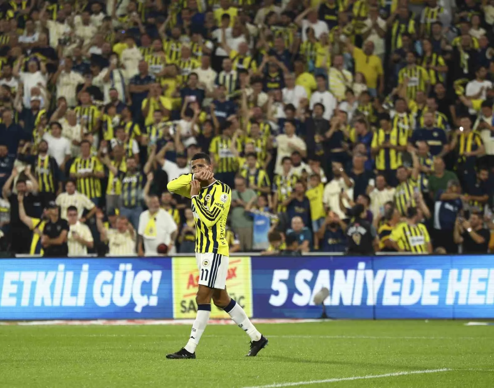 FENERBAHÇE'NİN İNGİLİZ OYUNCUSU MASON GREENWOOD, KONYASPOR MAÇINDA 2 GOL, 1 ASİSTE İMZA ATTI.