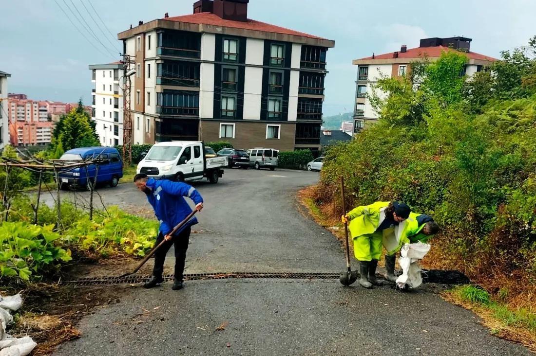 Kdz. Ereğli Belediyesi Ekipleri Yağış Boyunca Sahada