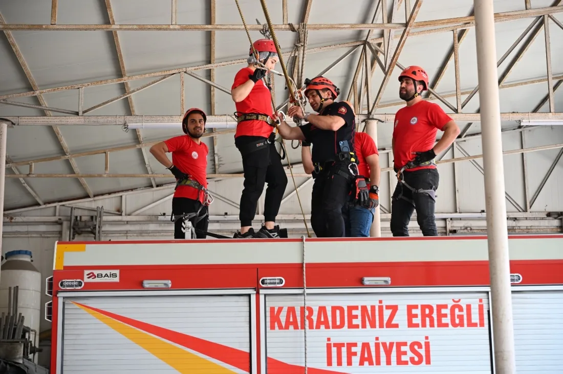 Kdz. Ereğli'de Gönüllü İtfaiyeci Ailesi Büyüyor
