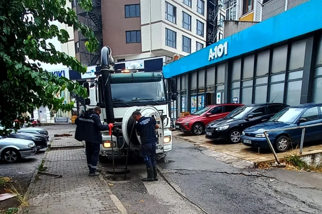 Kdz. Ereğli Belediyesi Ekipleri Yağış Boyunca Sahada