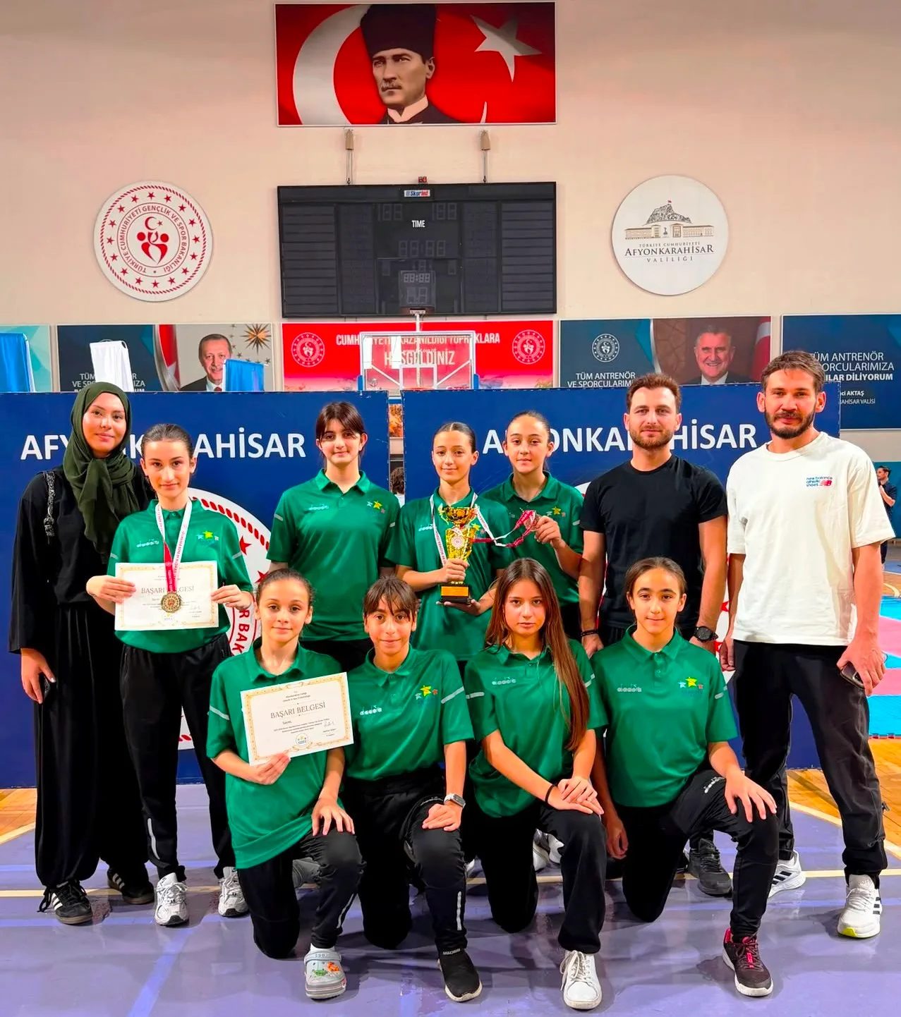 KOCAELİ İL KARMA KIZ TAKIMI, ANADOLU YILDIZLAR LİGİ KARATE TÜRKİYE ŞAMPİYONASI’NDA GENEL KLASMANDA TÜRKİYE ÜÇÜNCÜSÜ OLDU.