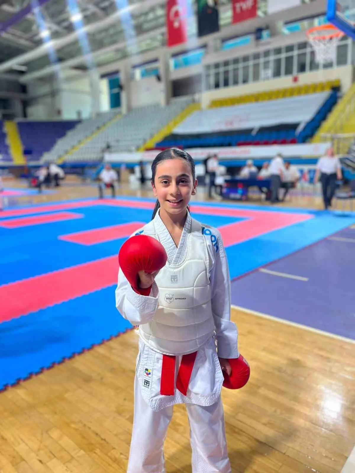 MANİSA BÜYÜKŞEHİR BELEDİYESPOR KULÜBÜ KARATE SPORCULARI, ANADOLU YILDIZLAR LİGİ KARATE TÜRKİYE BİRİNCİLİĞİ’NDE 1 ALTIN, 1 GÜMÜŞ VE 2 BRONZ MADALYA KAZANARAK TAKIM HALİNDE TÜRKİYE ÜÇÜNCÜSÜ OLDU.