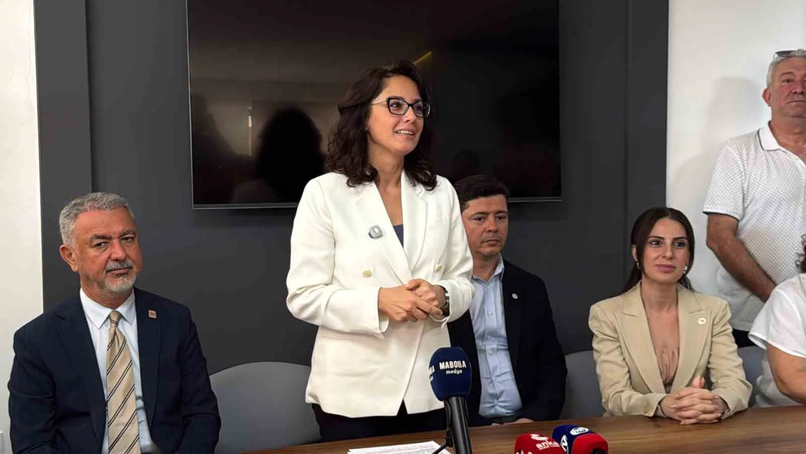 MENTEŞE BELEDİYE BAŞKANI GONCA KÖKSAL ARAS AÇIKLAMALARDA BULUNDU