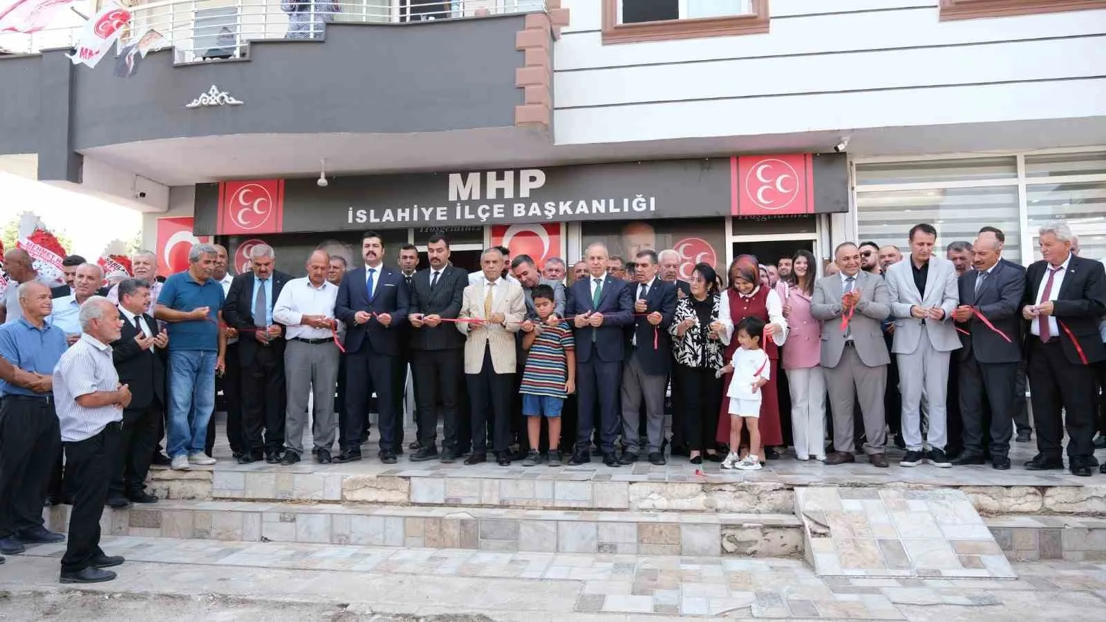 MHP GAZİANTEP TEŞKİLATINDAN İSLAHİYE VE NURDAĞI’NA ÇIKARMA
