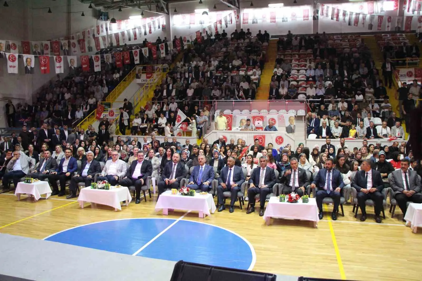 HAMİT KAPLAN SPOR SALONU’NDA MİLLİYETÇİ HAREKET PARTİSİ (MHP) AMASYA İL KONGRESİ DÜZENLENDİ.