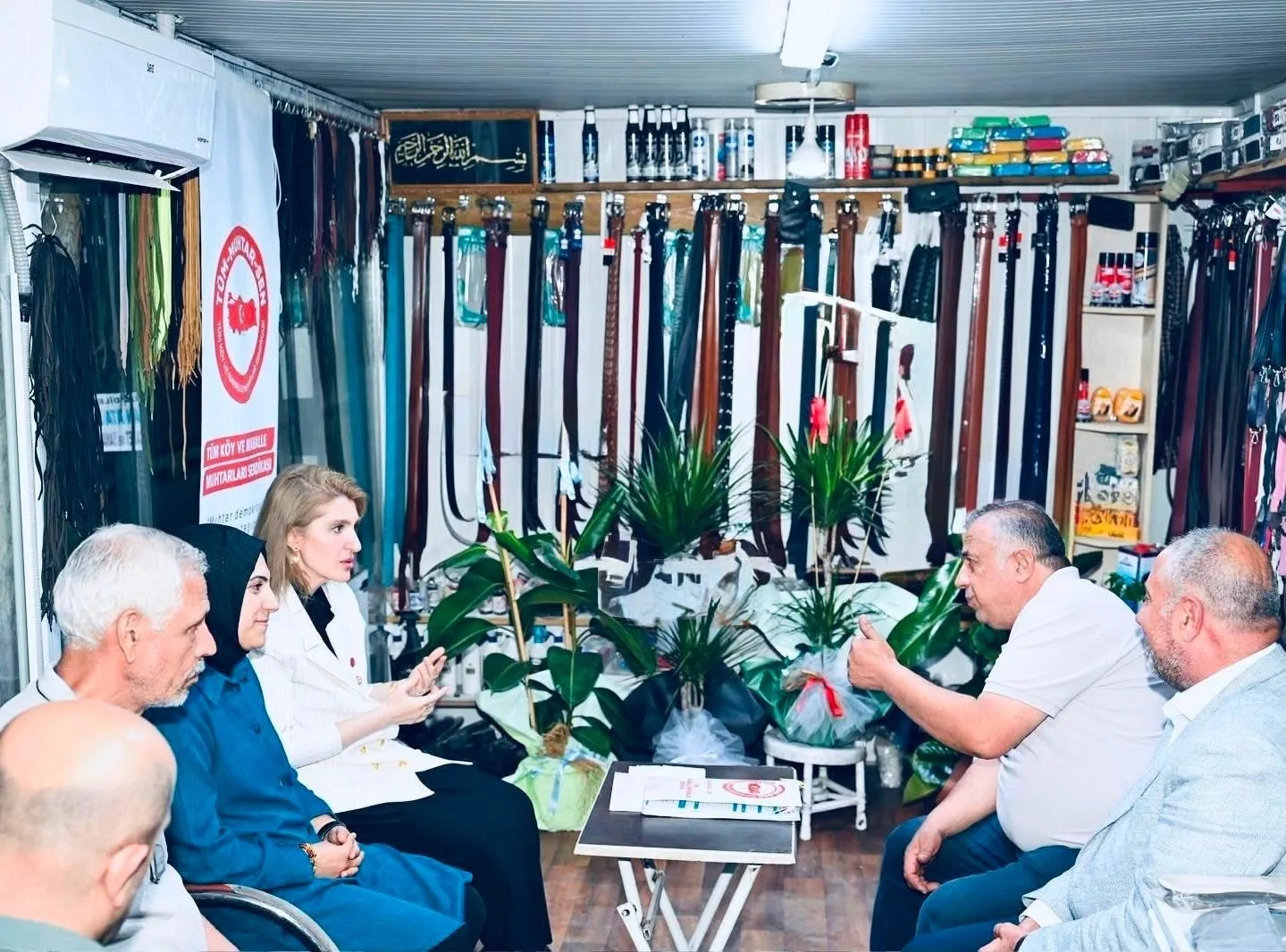 MİLLETVEKİLİ ÖLMEZTOPRAK, ÜRETİCİNİN EMEĞİ VE MALATYA’NIN GELECEĞİ İÇİN SAHADA