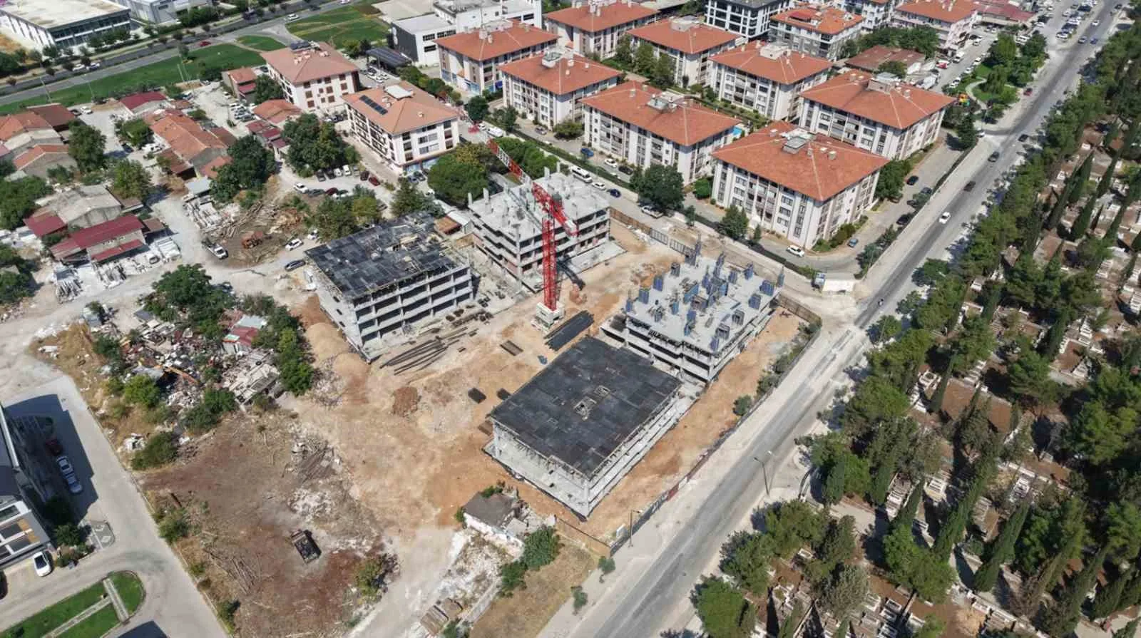 MUĞLA BÜYÜKŞEHİR BELEDİYESİ, MENTEŞE’NİN ORHANİYE MAHALLESİ’NDE HAYATA GEÇİRDİĞİ ORHANİYE OLEA KONUTLARI PROJESİ’NDE ÇALIŞMALARINI SÜRDÜRÜYOR.