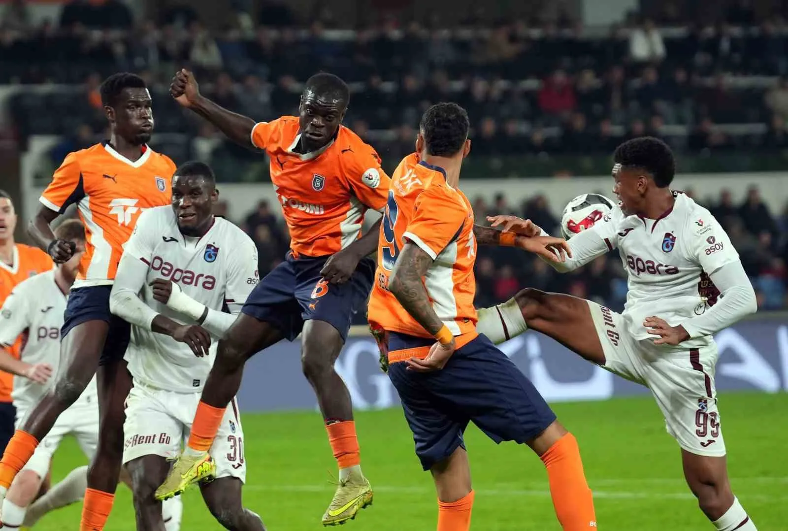 TRENDYOL SÜPER LİG'İN 2. HAFTASINDA RAMS BAŞAKŞEHİR, DEPLASMANDA TRABZONSPOR İLE KARŞI KARŞIYA GELECEK (ARŞİV)