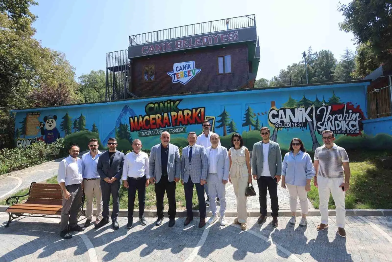 CANİK BELEDİYE BAŞKANI İBRAHİM SANDIKÇI, SAMSUN SANAYİCİ VE İŞ İNSANLARI DERNEĞİ (SAMSİAD) BAŞKANI SÜLEYMAN FERŞAT ELDEMİR VE YÖNETİM KURULU ÜYELERİNİ CANİK BELEDİYESİ MEŞE TESİSLERİ, CANİK BELEDİYESİ MACERA PARKI VE CANİK BELEDİYESİ ÖZDEMİR BAYRAKTAR KEŞİF KAMPÜSÜ'NDE AĞIRLADI.