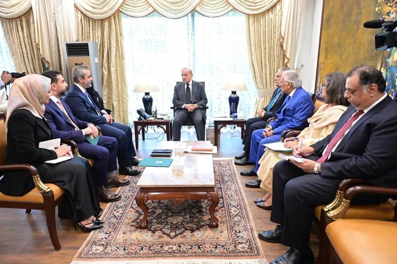 SURİYE DIŞİŞLERİ BAKANI ESAD HASAN ŞEYBANİ, RESMİ ZİYARET KAPSAMINDA BULUNDUĞU PAKİSTAN'IN BAŞKENTİ İSLAMABAD'DA PAKİSTAN BAŞBAKANI ŞAHBAZ ŞERİF İLE BİR ARAYA GELDİ.