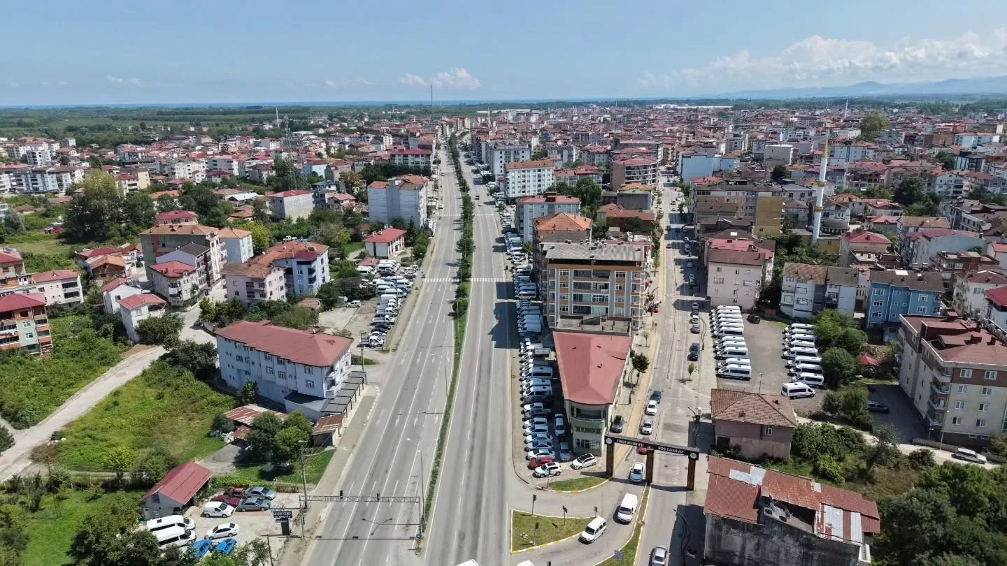SAMSUN’UN TERME BELEDİYE BAŞKANI ŞENOL KUL, İLÇENİN UZUN YILLARDIR BEKLEDİĞİ VE TİCARİ HAYATINA BÜYÜK İVME KAZANDIRACAK GALERİCİLER SİTESİ PROJESİNİN UYGULAMA ALANINDA İNCELEMELERDE BULUNDU. BAŞKAN KUL, "TERME’DE HAYALLER BİR BİR GERÇEKLEŞİYOR" DEDİ.