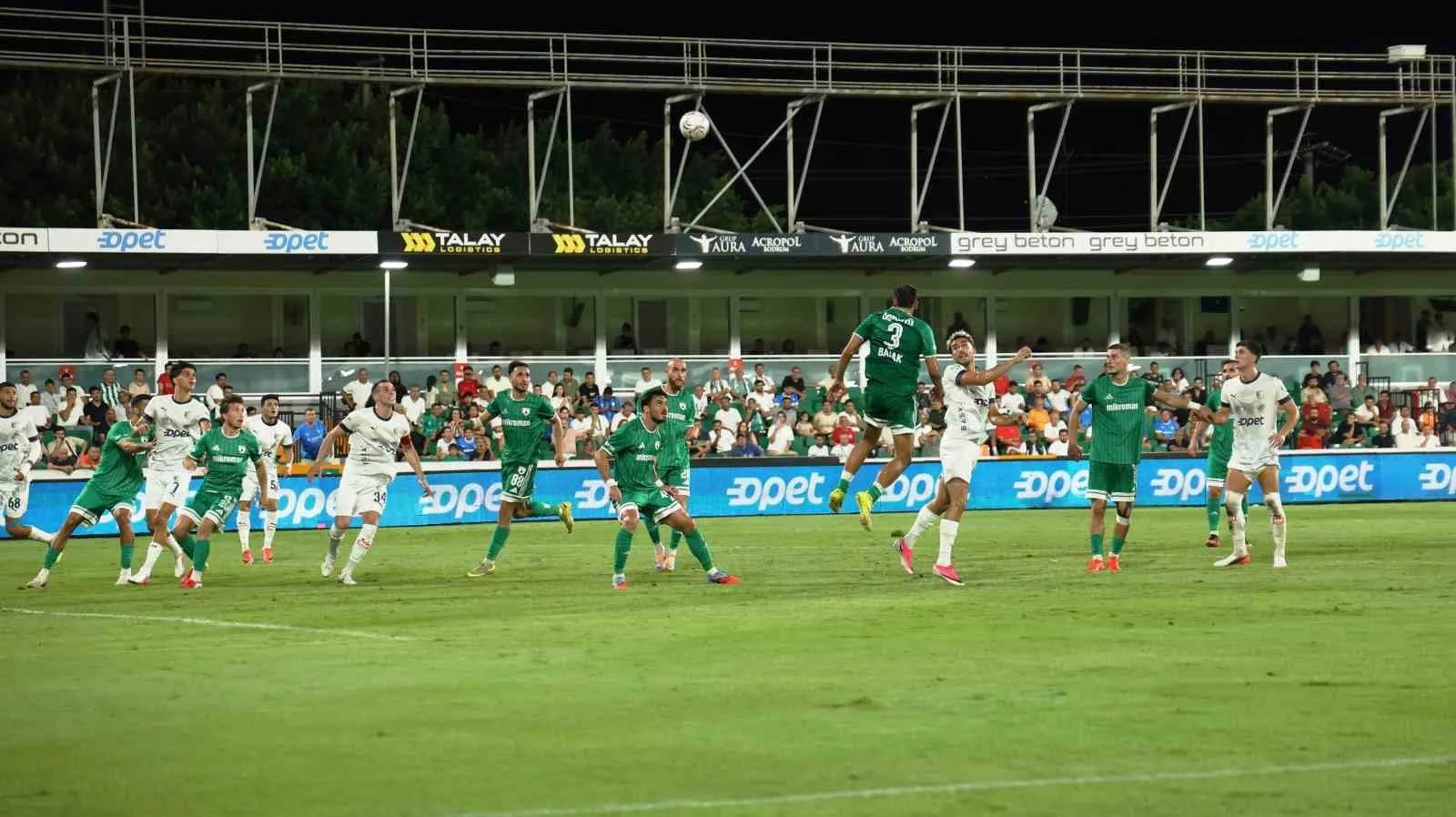 TRENDYOL 1. LİG'İN 3. HAFTASINDA BODRUM FK SAHASINDA MUĞLASPORLA 0-0  BERABERE KALDI