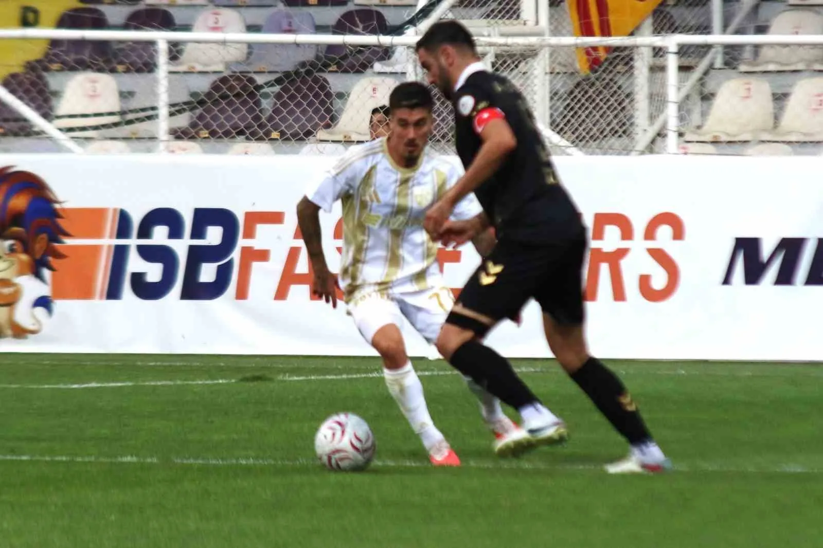 TRENDYOL 1. LİG’İN 3. HAFTASINDA IĞDIR FK, SAHASINDA AĞIRLADIĞI KAYSERİSPOR’A 1-0 MAĞLUP OLDU.