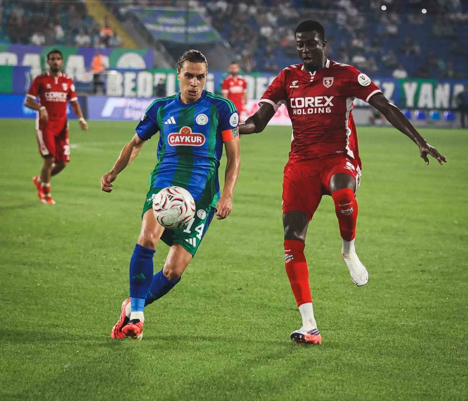 TRENDYOL SÜPER LİG’İN 2. HAFTASINDA ÇAYKUR RİZESPOR SAHASINDA KARŞILAŞTIĞI SAMSUNSPOR’A 2-0 MAĞLUP OLDU.