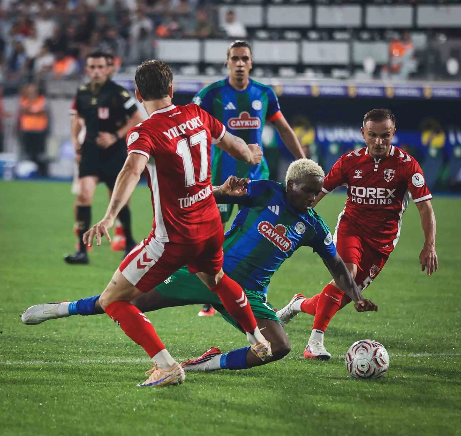 TRENDYOL SÜPER LİG’İN 2. HAFTASINDA ÇAYKUR RİZESPOR SAHASINDA KARŞILAŞTIĞI SAMSUNSPOR’A 2-0 MAĞLUP OLDU.