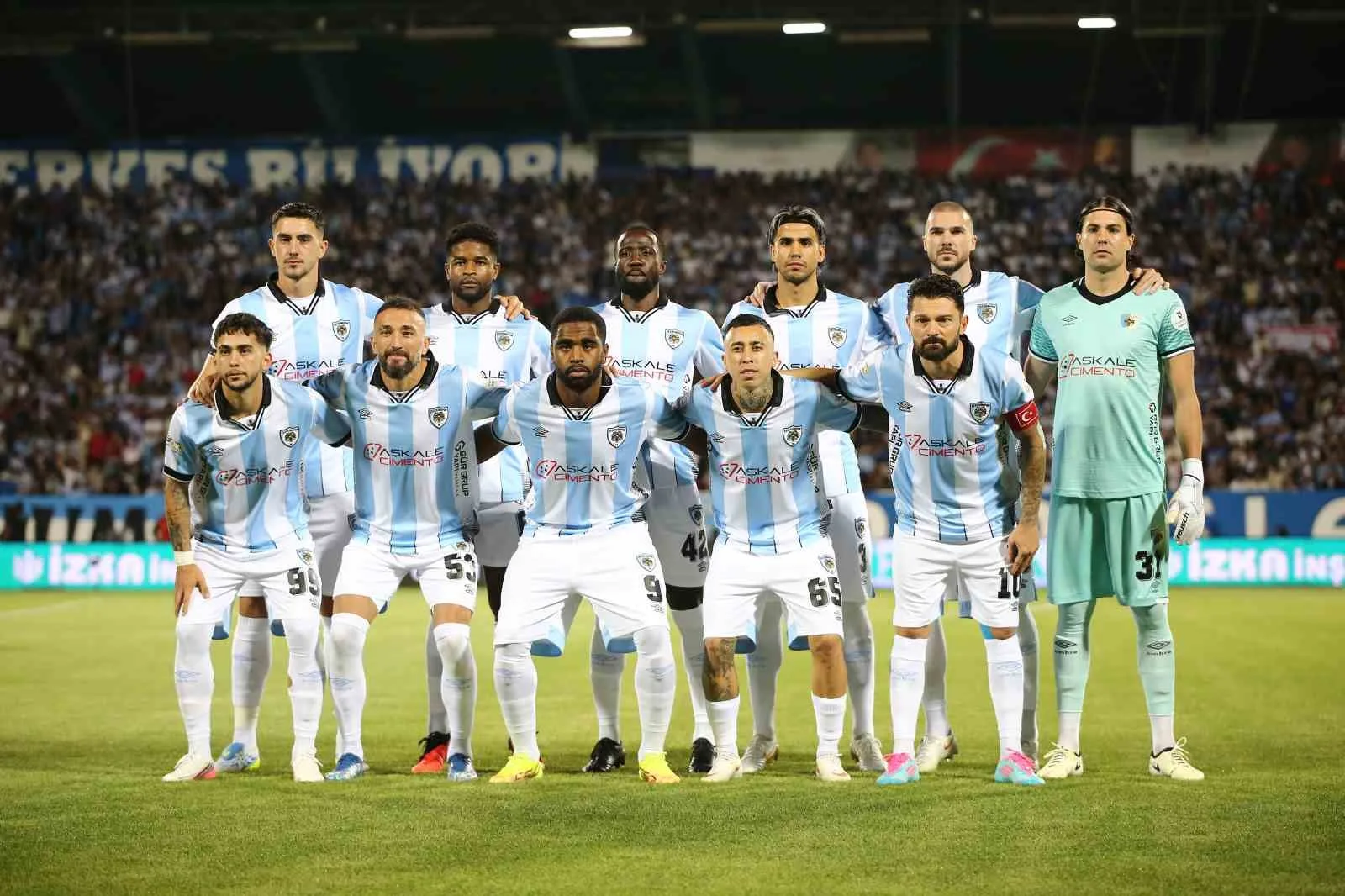 TRENDYOL SÜPER LİG'İN 2. HAFTA AÇILIŞ MAÇINDA ERZURUMSPOR FK, SAHASINDA GALATASARAY İLE KARŞI KARŞIYA GELİYOR. MÜCADELENİN 15 DAKİKASI SARI-KIRMIZILI EKİBİN 1-0 ÜSTÜNLÜĞÜ İLE GEÇİLDİ.