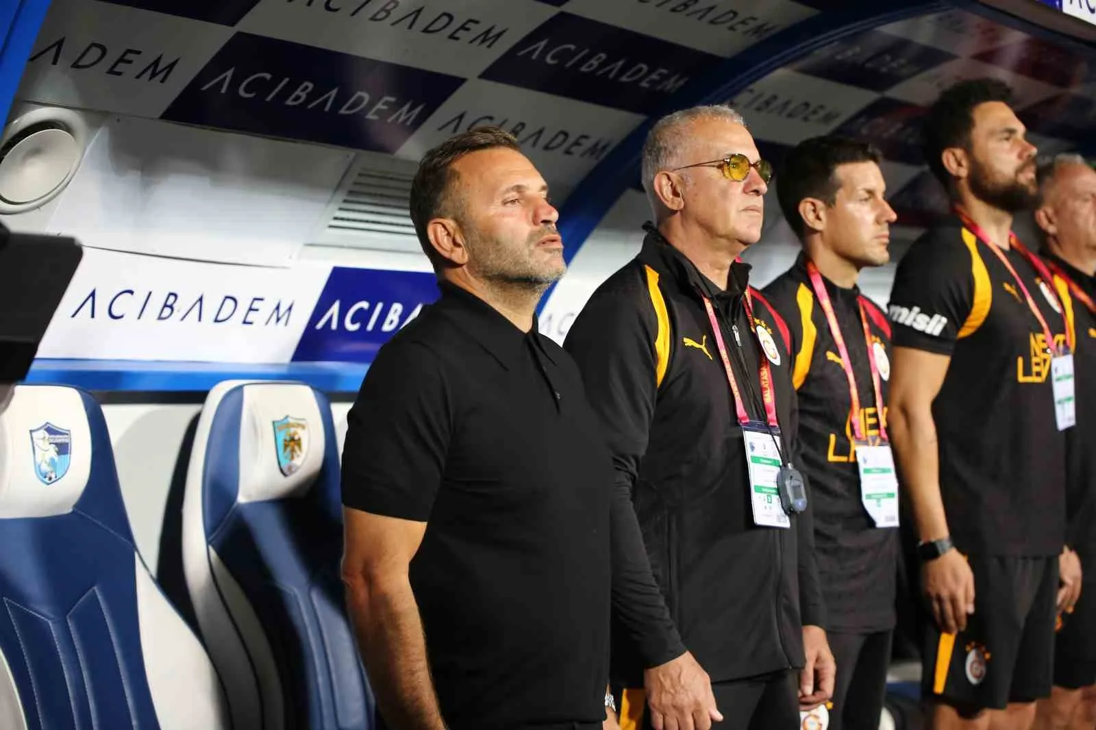 TRENDYOL SÜPER LİG'İN 2. HAFTA AÇILIŞ MAÇINDA ERZURUMSPOR FK, SAHASINDA GALATASARAY İLE KARŞI KARŞIYA GELİYOR. MÜCADELENİN 15 DAKİKASI SARI-KIRMIZILI EKİBİN 1-0 ÜSTÜNLÜĞÜ İLE GEÇİLDİ.