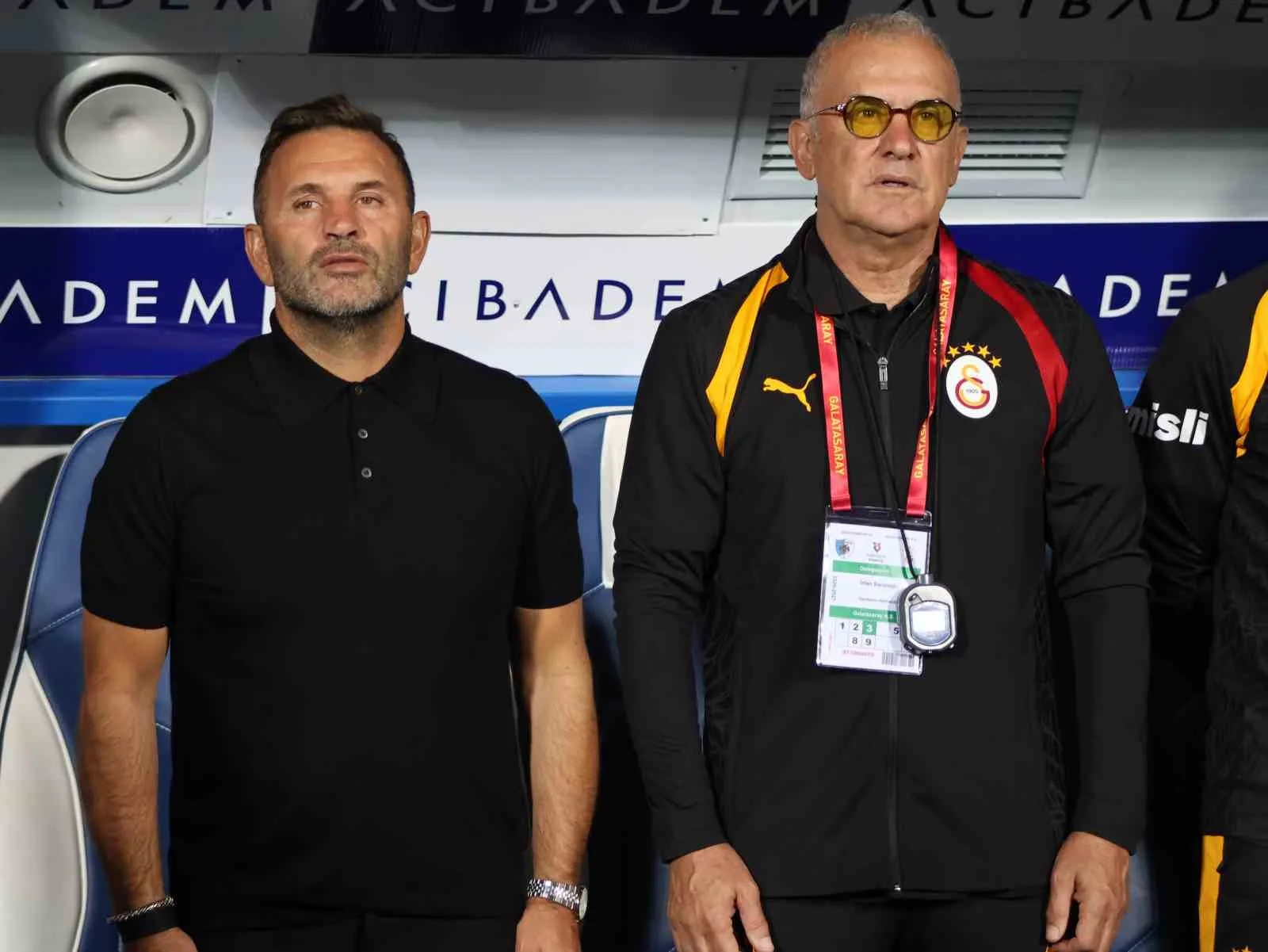 TRENDYOL SÜPER LİG'İN 2. HAFTA AÇILIŞ MAÇINDA ERZURUMSPOR FK, SAHASINDA GALATASARAY İLE KARŞI KARŞIYA GELİYOR. MÜCADELENİN 15 DAKİKASI SARI-KIRMIZILI EKİBİN 1-0 ÜSTÜNLÜĞÜ İLE GEÇİLDİ.