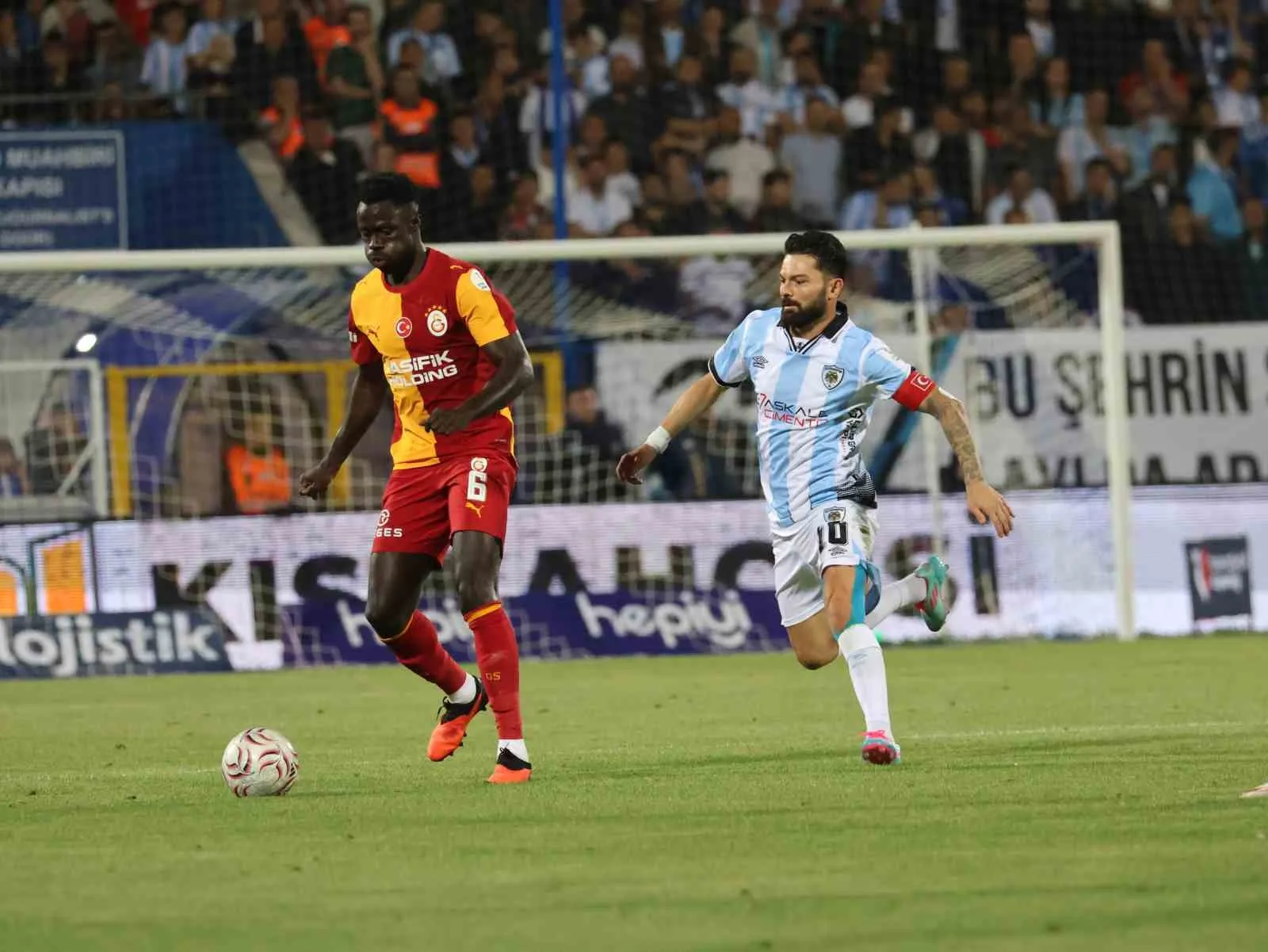 TRENDYOL SÜPER LİG’İN 2. HAFTA AÇILIŞ MAÇINDA ERZURUMSPOR FK, SAHASINDA GALATASARAY’A 4-0 MAĞLUP OLDU.