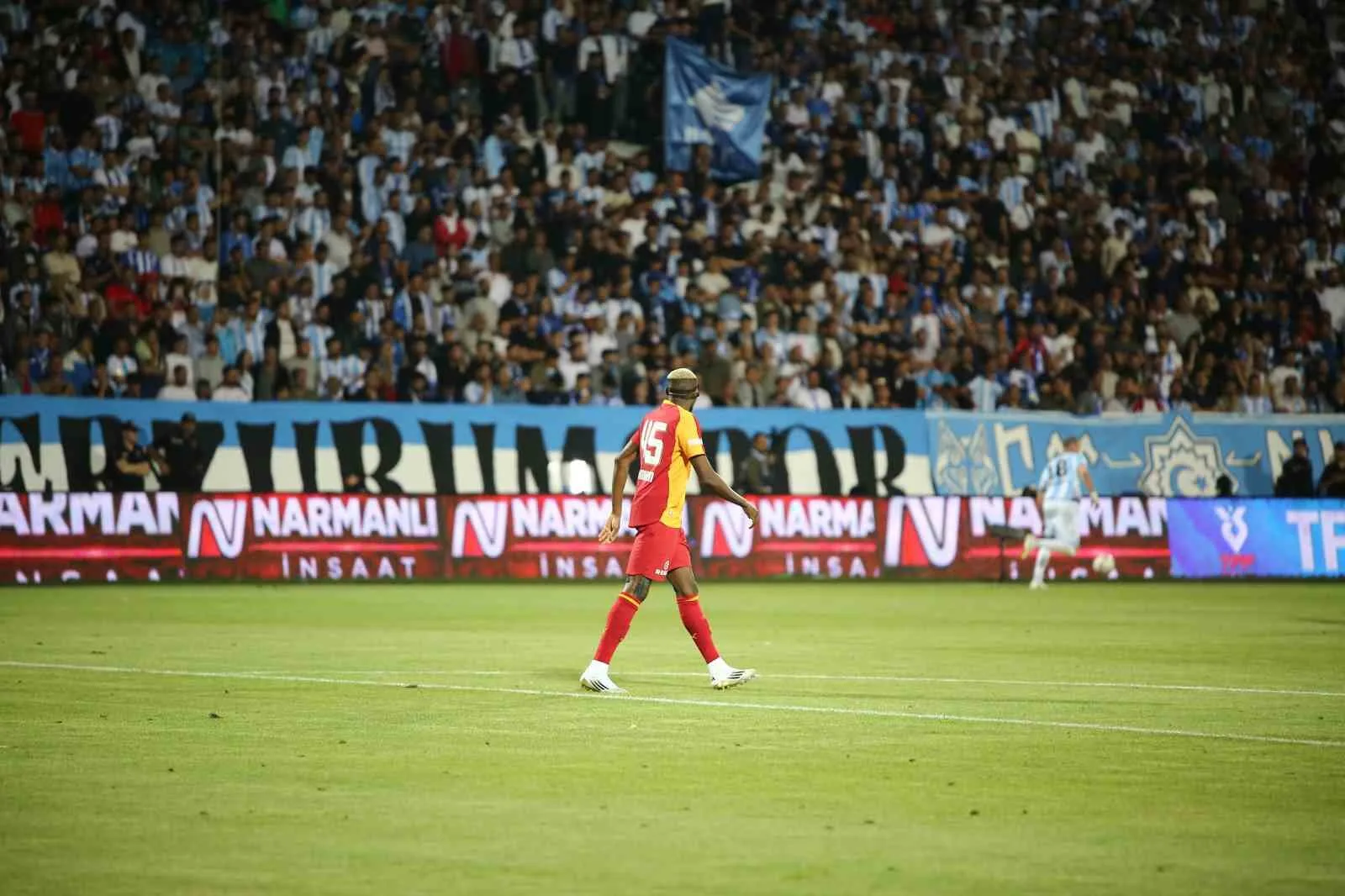 TRENDYOL SÜPER LİG’İN 2. HAFTA AÇILIŞ MAÇINDA ERZURUMSPOR FK, SAHASINDA GALATASARAY’A 4-0 MAĞLUP OLDU.