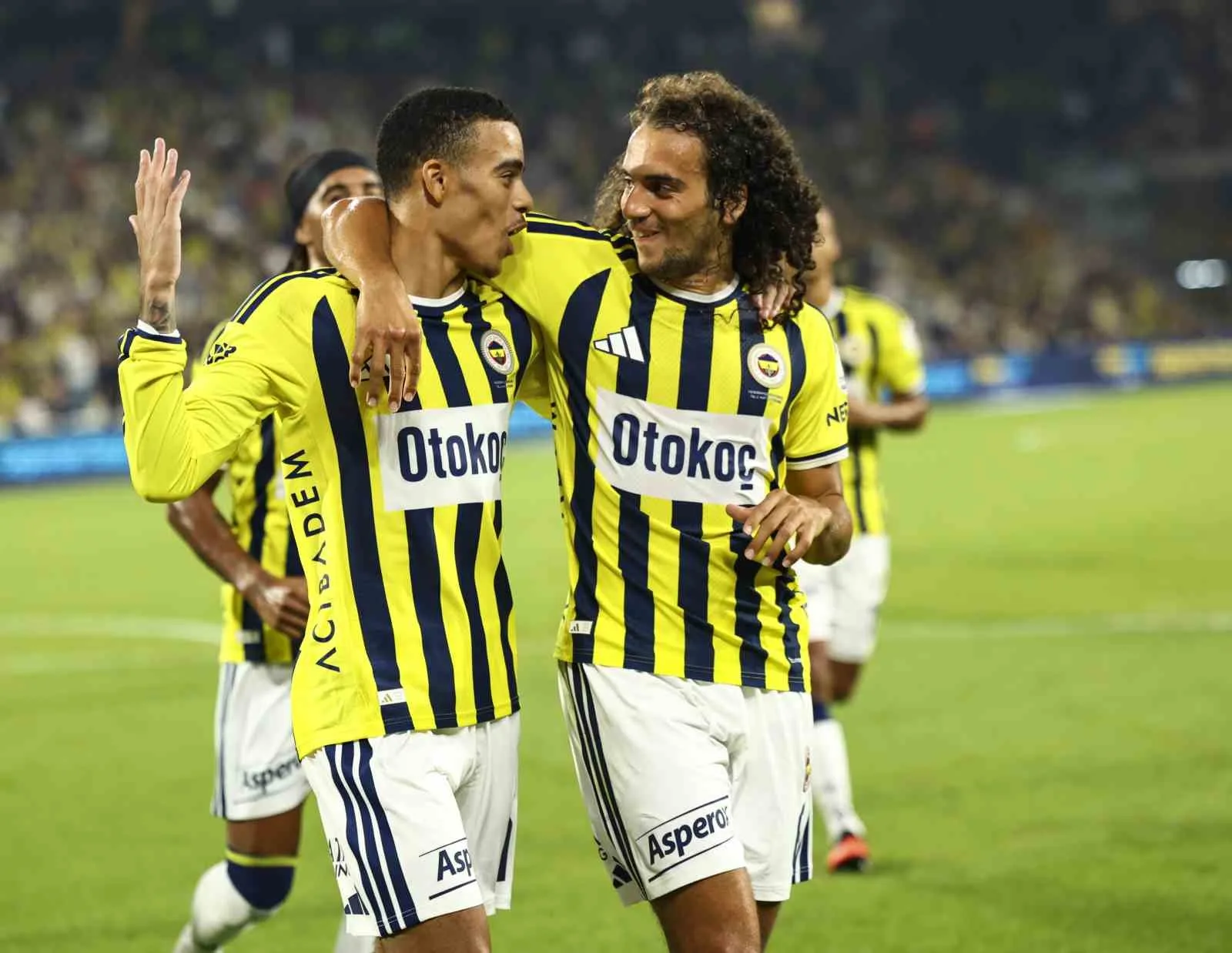 TRENDYOL SÜPER LİG’İN 2. HAFTASINDA FENERBAHÇE, EVİNDE KONYASPOR İLE KARŞILAŞIYOR. MÜCADELENİN İLK YARISI SARI-LACİVERTLİLERİN 3-1'LİK ÜSTÜNLÜĞÜYLE TAMAMLANDI.
