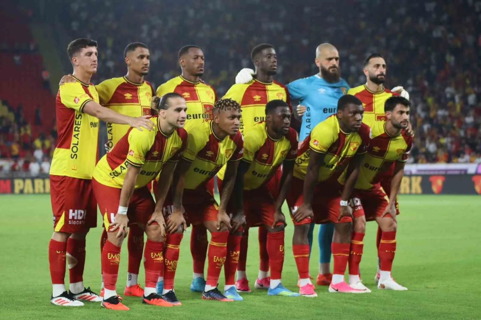 TRENDYOL SÜPER LİG’İN 2. HAFTASINDA GÖZTEPE, SAHASINDA GENÇLERBİRLİĞİ İLE KARŞILAŞIYOR. MÜSABAKANIN İLK YARISI GOLSÜZ BERABERE TAMAMLANDI.