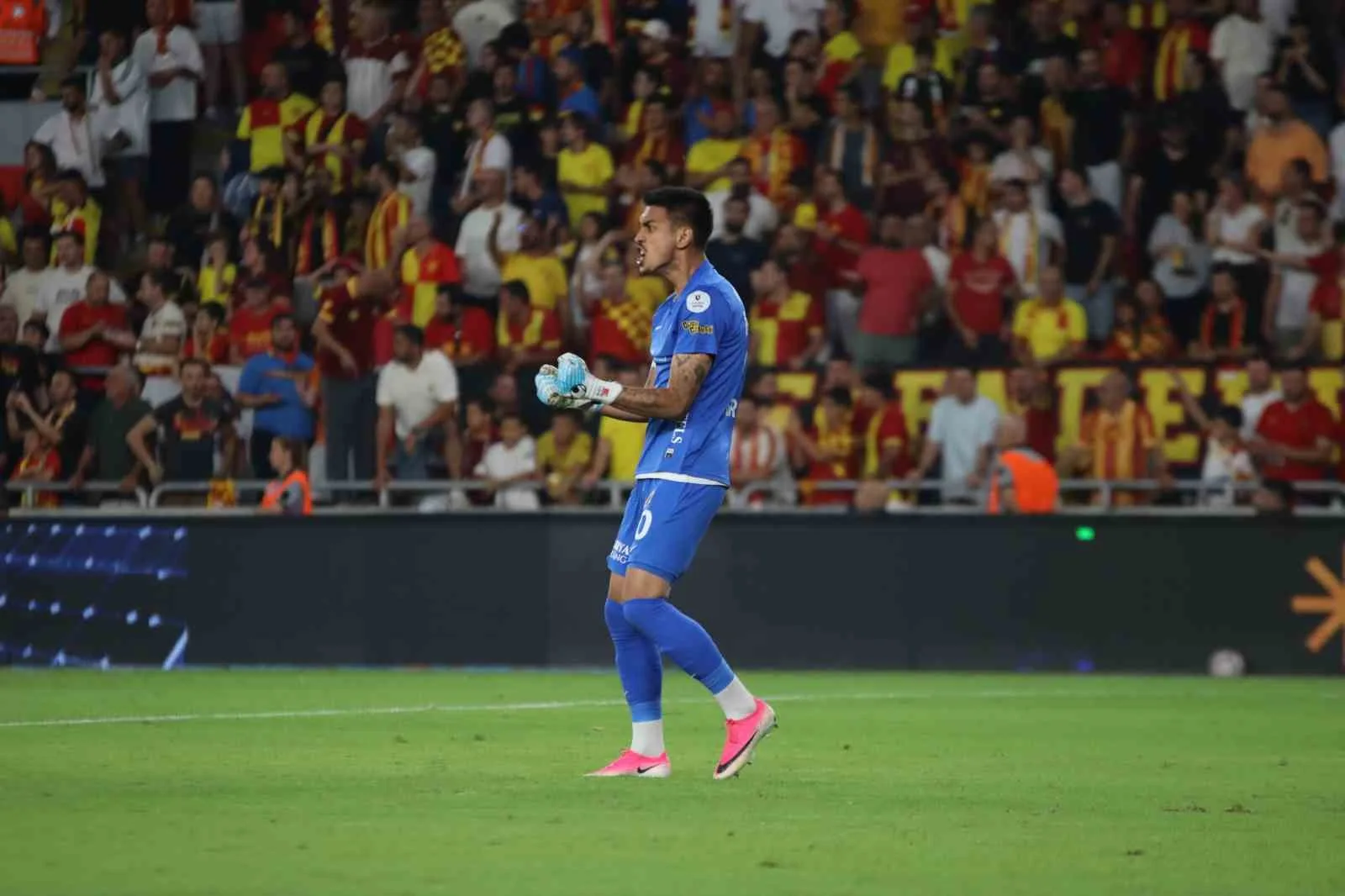 TRENDYOL SÜPER LİG’İN 2. HAFTASINDA GÖZTEPE, SAHASINDA GENÇLERBİRLİĞİ’NE 1-0 MAĞLUP OLDU.