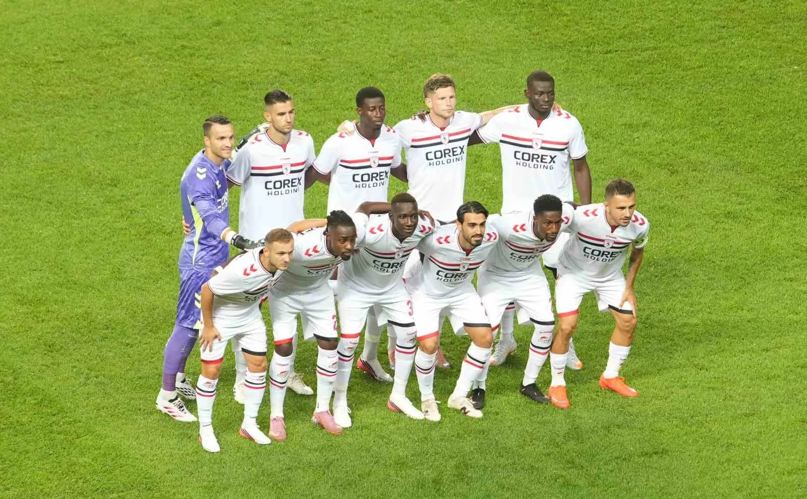 SAMSUNSPOR - GÖZTEPE MAÇININ İLK 15 DAKİKASINDAN KARELER.