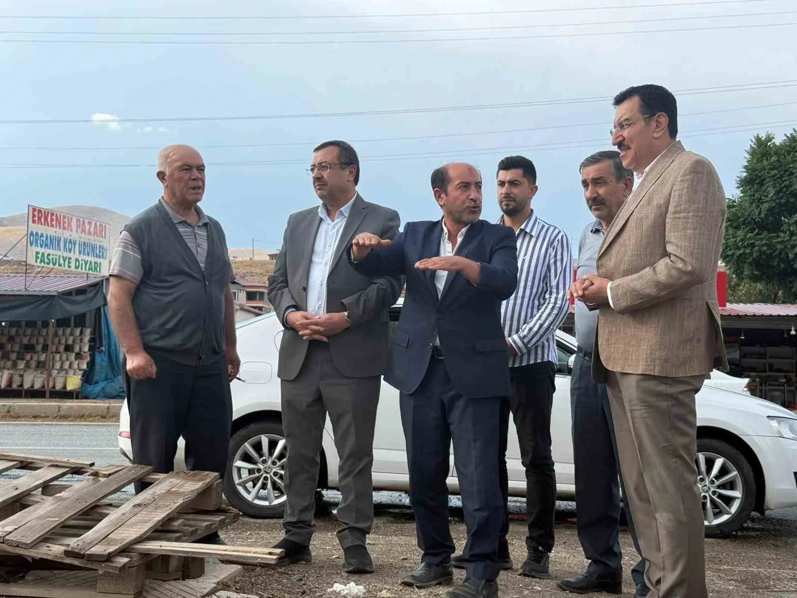 AK PARTİ MALATYA MİLLETVEKİLİ BÜLENT TÜFENKCİ, DOĞANŞEHİR İLÇESİNE BAĞLI ERKENEK MAHALLESİ'NDE ÇEŞİTLİ ZİYARETLERDE BULUNDU.