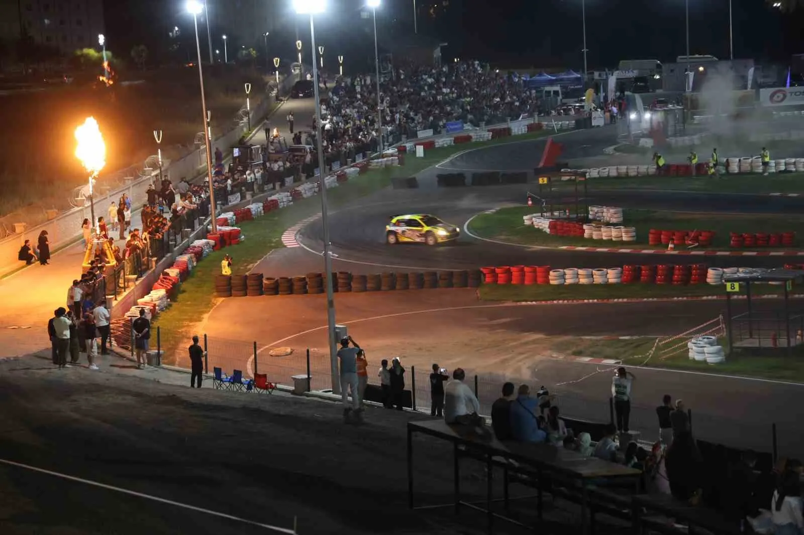 2026 TÜRKİYE RALLİ ŞAMPİYONASI'NIN 4. AYAĞI OLAN KAPADOKYA RALLİSİ, NEVŞEHİR'DE DÜZENLENEN START SEREMONİSİYLE BAŞLADI.
