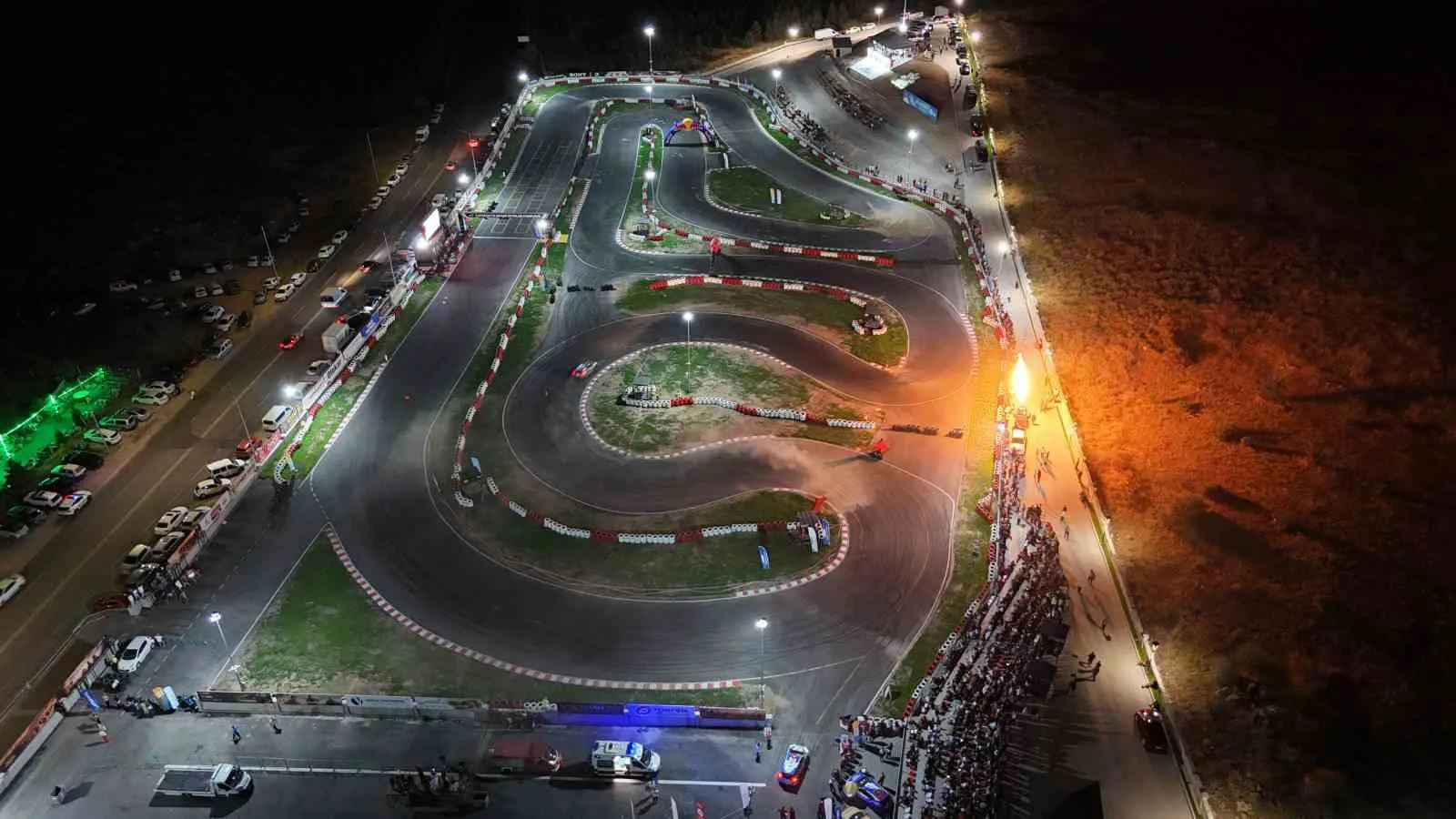 2026 TÜRKİYE RALLİ ŞAMPİYONASI'NIN 4. AYAĞI OLAN KAPADOKYA RALLİSİ, NEVŞEHİR'DE DÜZENLENEN START SEREMONİSİYLE BAŞLADI.