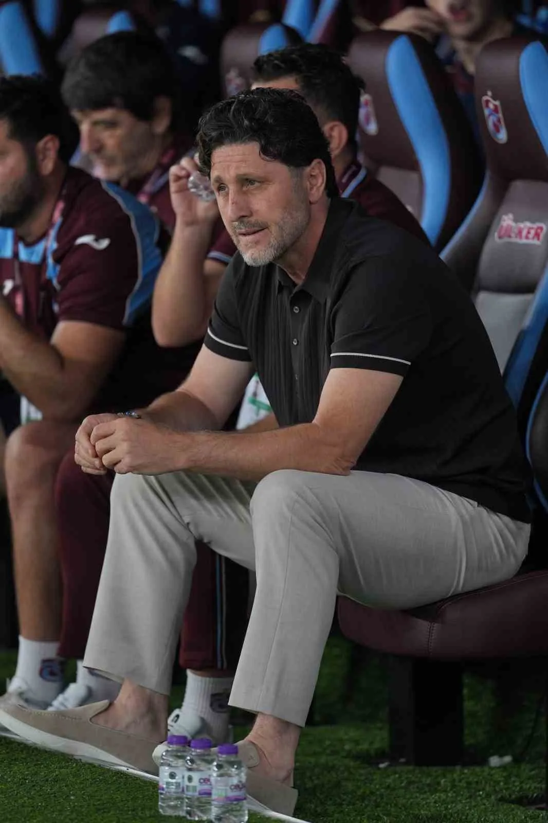 MÜSABAKANIN İLK YARI KONUK TAKIMIN 1-0 ÜSTÜNLÜĞÜYLE TAMAMLANDI.