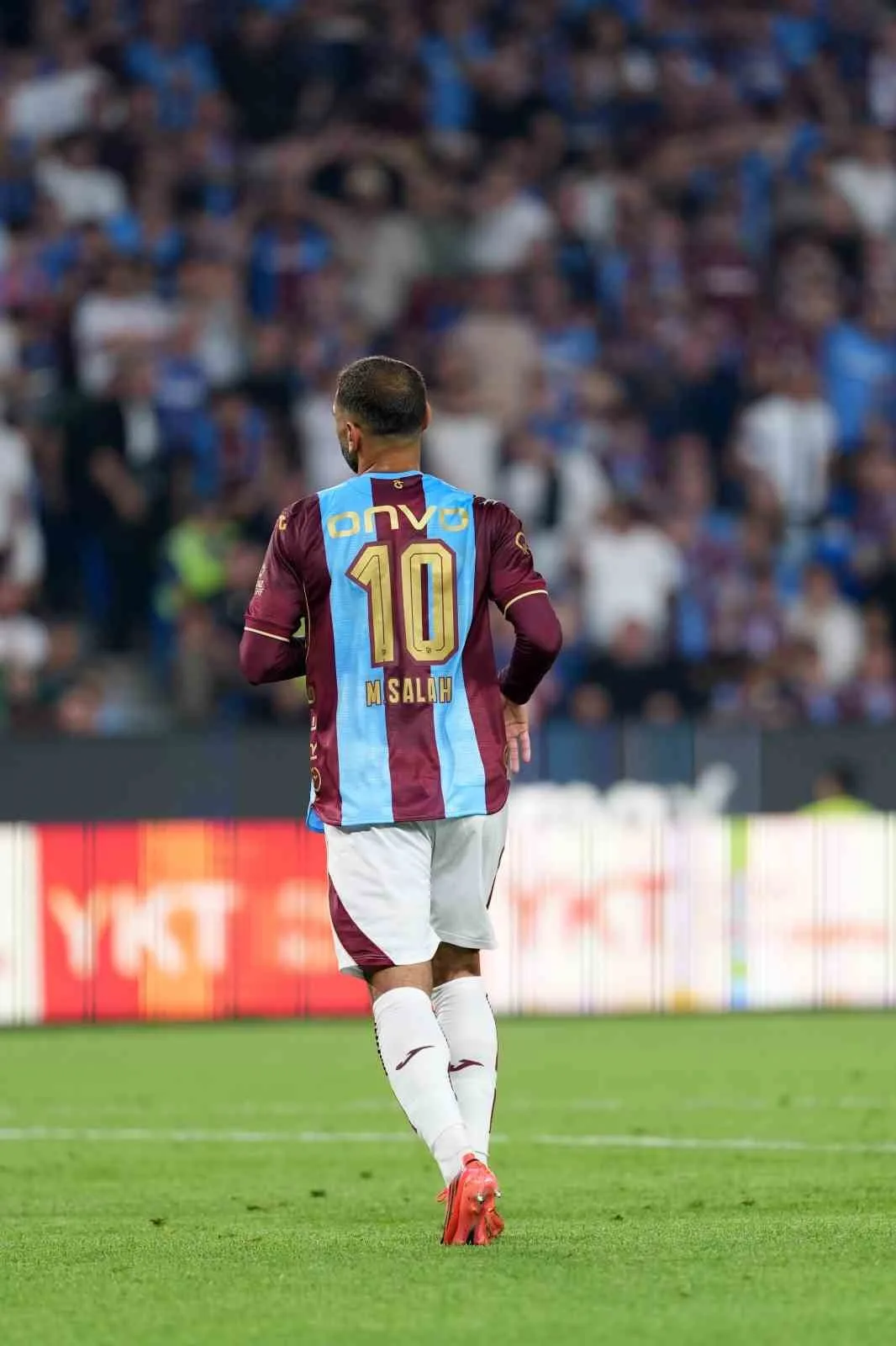 UEFA AVRUPA LİGİ PLAY-OFF TURU İLK MAÇINDA TRABZONSPOR, SAHASINDA MACARİSTAN EKİBİ FERENCVAROS'A 1-0 MAĞLUP OLDU