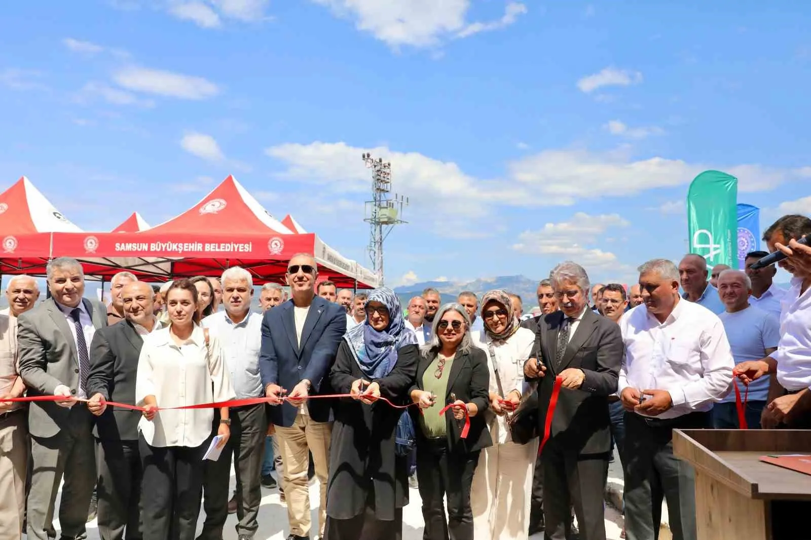 SAMSUN BÜYÜKŞEHİR BELEDİYESİ (SBB) ÖNCÜLÜĞÜNDE HAYATA GEÇİRİLEN TOHUM ELEME TESİSİ KENTİN ÖNEMLİ BUĞDAY ÜRETİM MERKEZLERİNDEN BİRİ OLAN VEZİRKÖPRÜ’ DE HİZMETE AÇILDI.