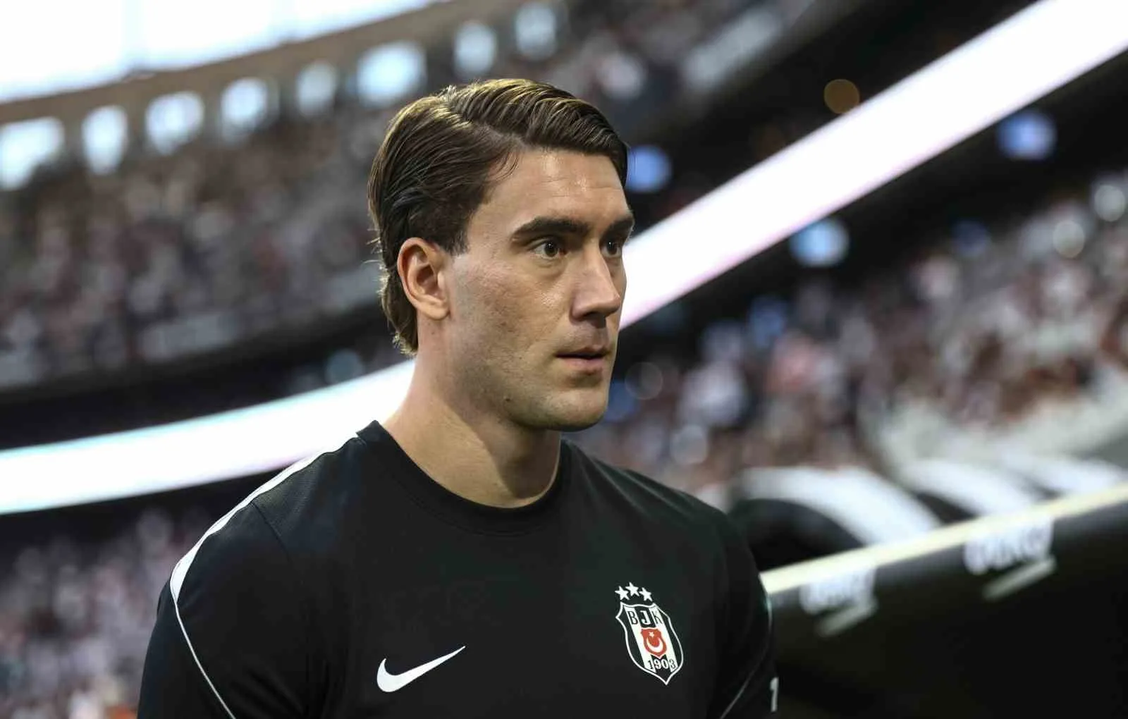 DUSAN VLAHOVİC İLK KEZ MAÇ KADROSUNDA YER ALDI