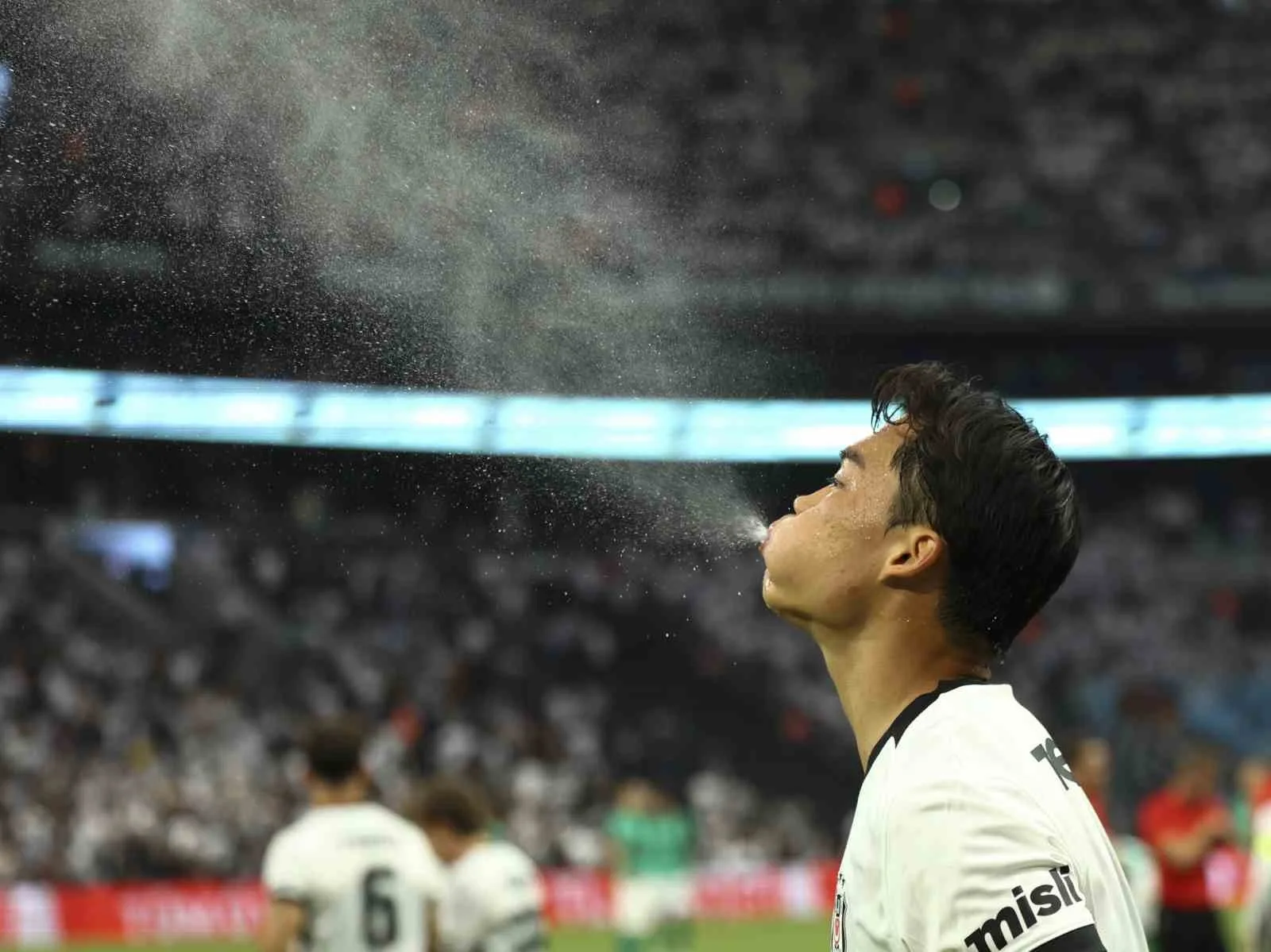 BEŞİKTAŞ, UEFA AVRUPA LİGİ PLAY-OFF TURU İLK MAÇINDA SAHASINDA LİTVANYA TEMSİLCİSİ KAUNO ZALGİRİS İLE KARŞILAŞIYOR.