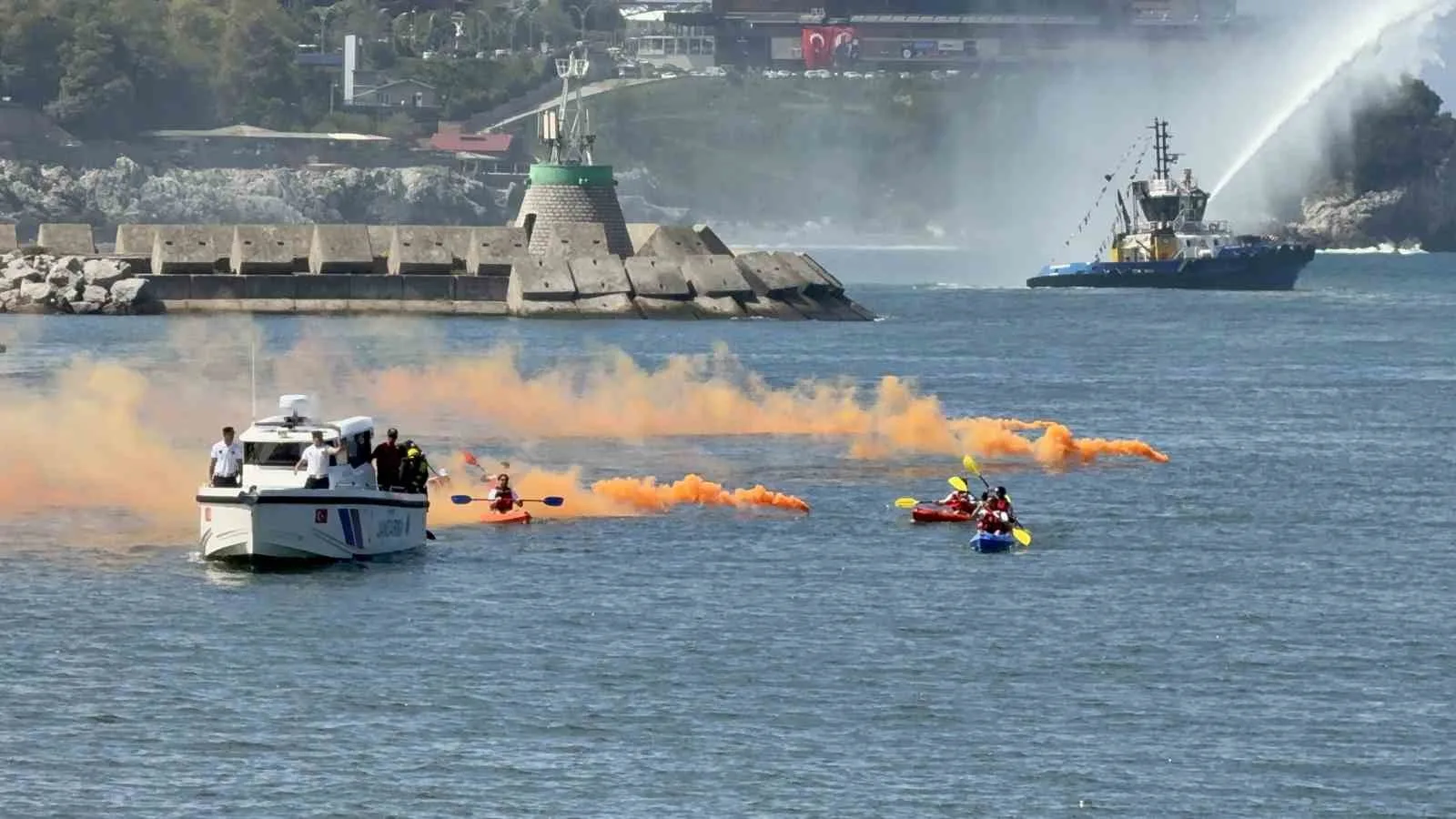 ZONGULDAK’TA 30 AĞUSTOS ZAFER BAYRAMI’NIN 104. YIL DÖNÜMÜ, DÜZENLENEN ÇELENK SUNMA, TEBRİKAT VE GEÇİT TÖRENLERİYLE KUTLANDI.