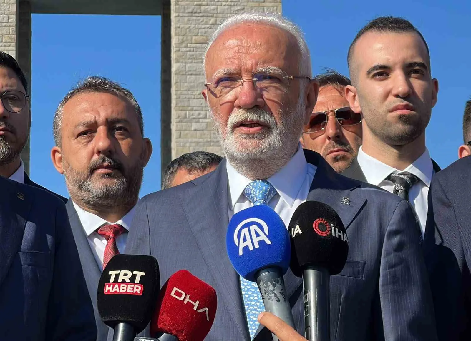 AK PARTİ GENEL BAŞKANVEKİLİ MUSTAFA ELİTAŞ AÇIKLAMALARDA BULUNDU
