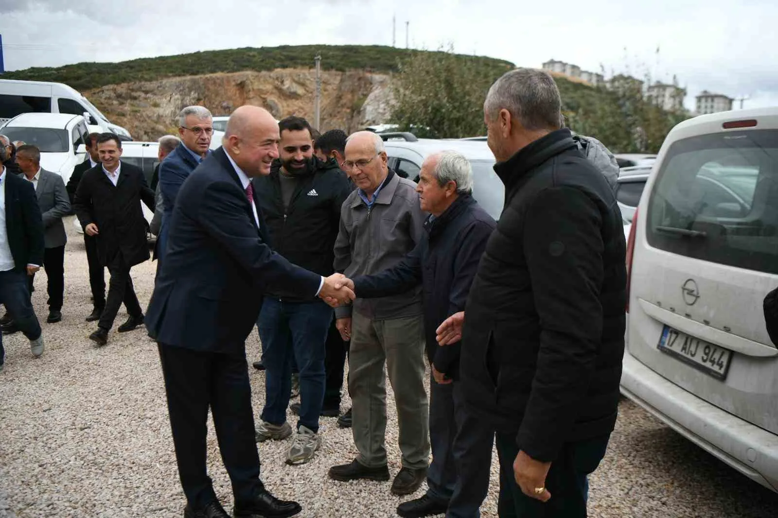 AK PARTİ ÇANAKKALE MİLLETVEKİLİ AYHAN GİDER, BİGA İLÇESİNE BAĞLI KARABİGA BELDESİNDE KÖY VE MAHALLE MUHTARLARIYLA BİR ARAYA GELDİ.
