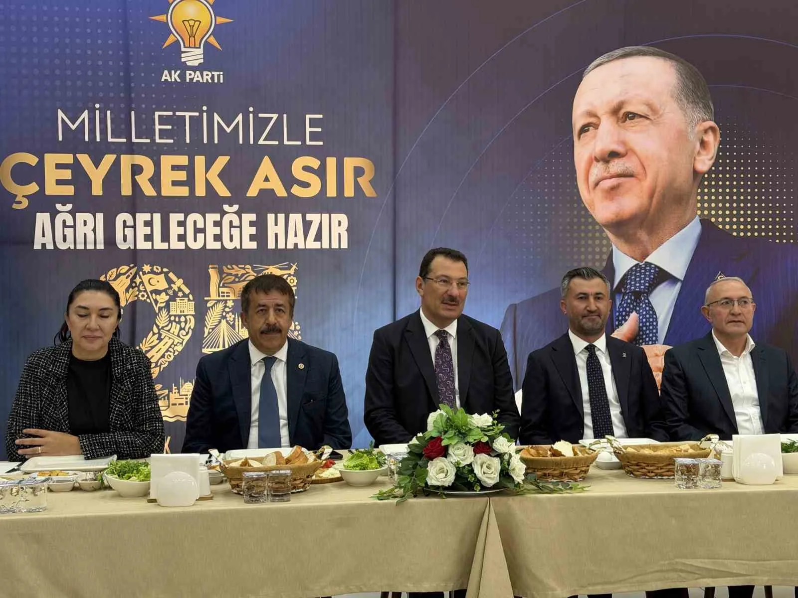 ALİ İHSAN YAVUZ: "CUMHURBAŞKANI ERDOĞAN’IN YENİDEN ADAY OLACAĞINI ÖNGÖRÜYORUM"