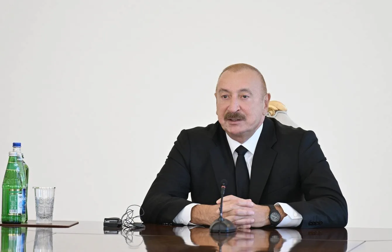 AZERBAYCAN CUMHURBAŞKANI İLHAM ALİYEV, TÜRK DEVLETLERİ TEŞKİLATI (TDT) MÜSLÜMAN DİNİ LİDERLER KONSEYİ'NİN 7’NCİ TOPLANTISI VE SEYİD YAHYA BAKÜVİ ULUSLARARASI KONFERANSI KAPSAMINDA BAŞKENT BAKÜ'DE BULUNAN DİNİ LİDERLERİ KABUL ETTİ.